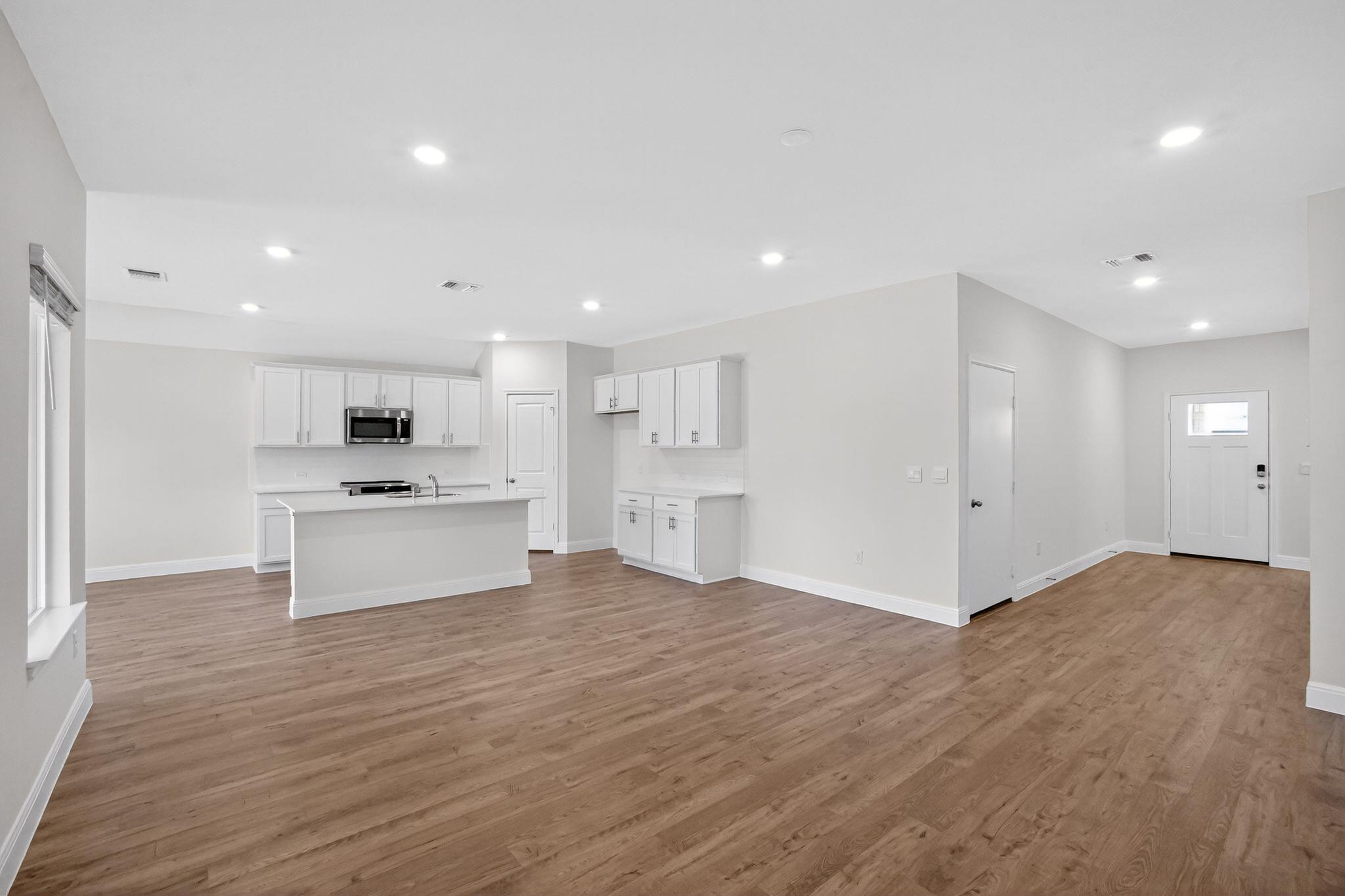 289 Rivers Edge Dr, Georgetown, TX 78628