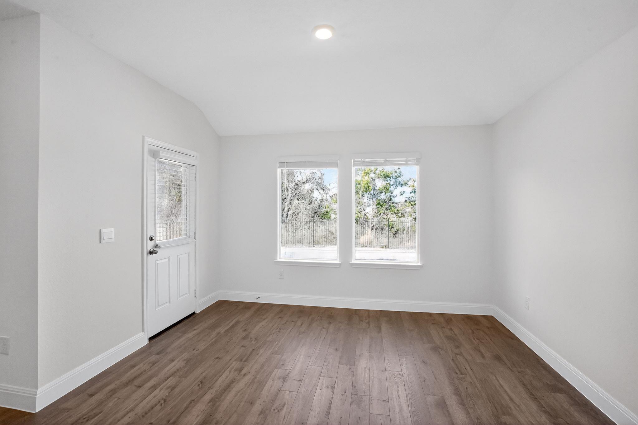 289 Rivers Edge Dr, Georgetown, TX 78628