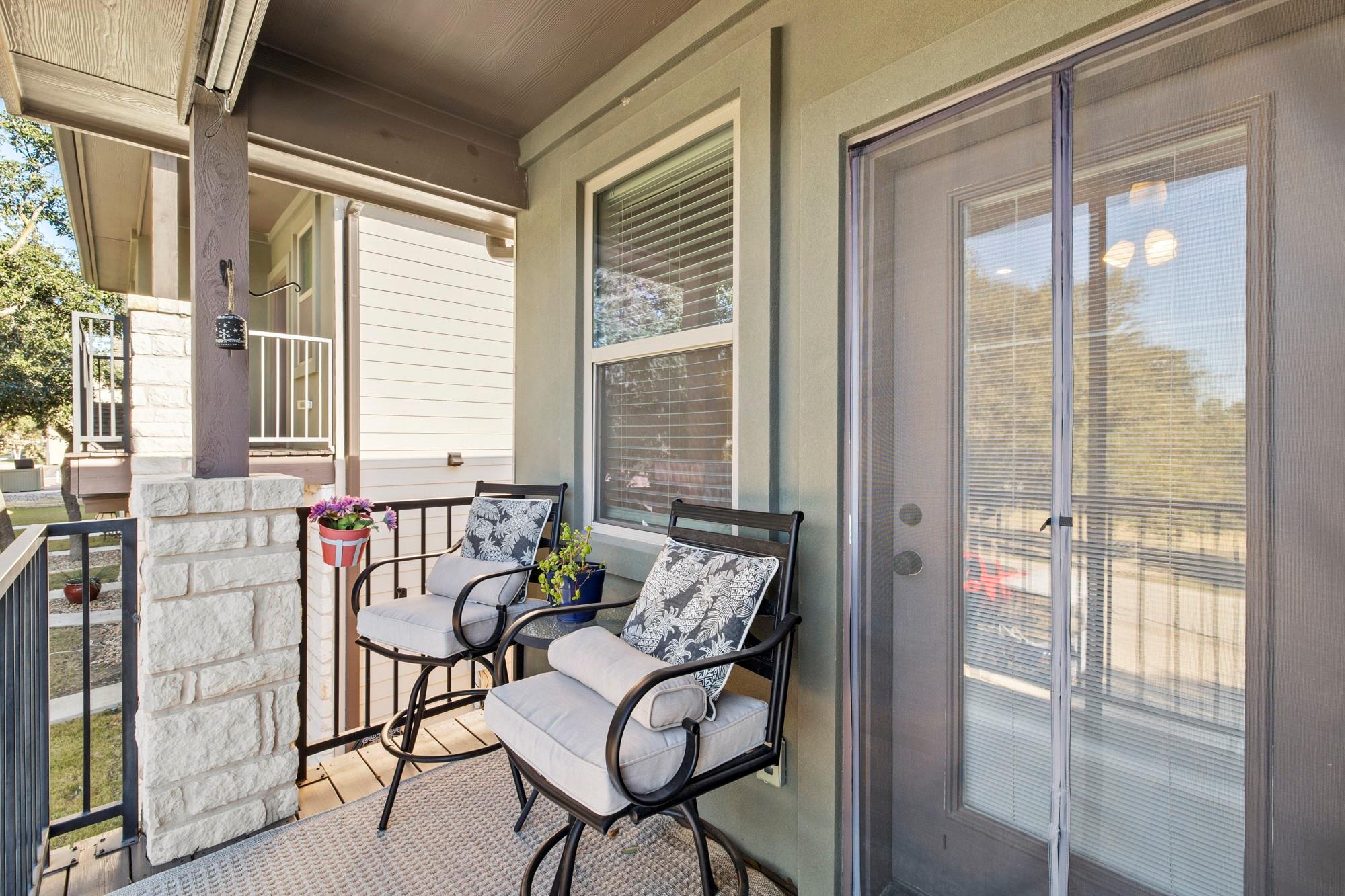 575 Demarett Dr, Point Venture, TX 78645