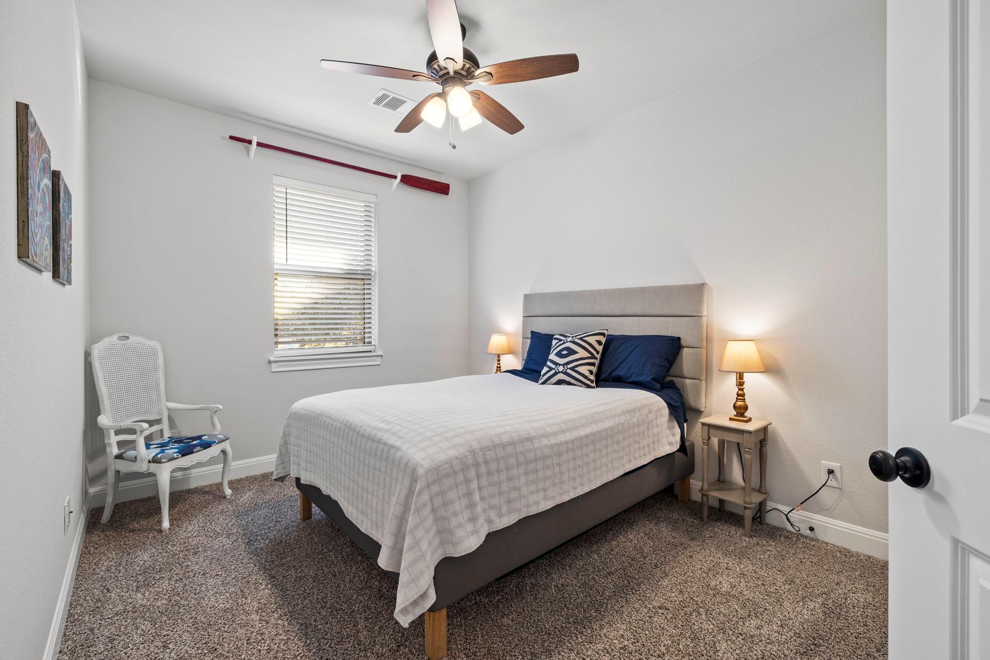 575 Demarett Dr, Point Venture, TX 78645