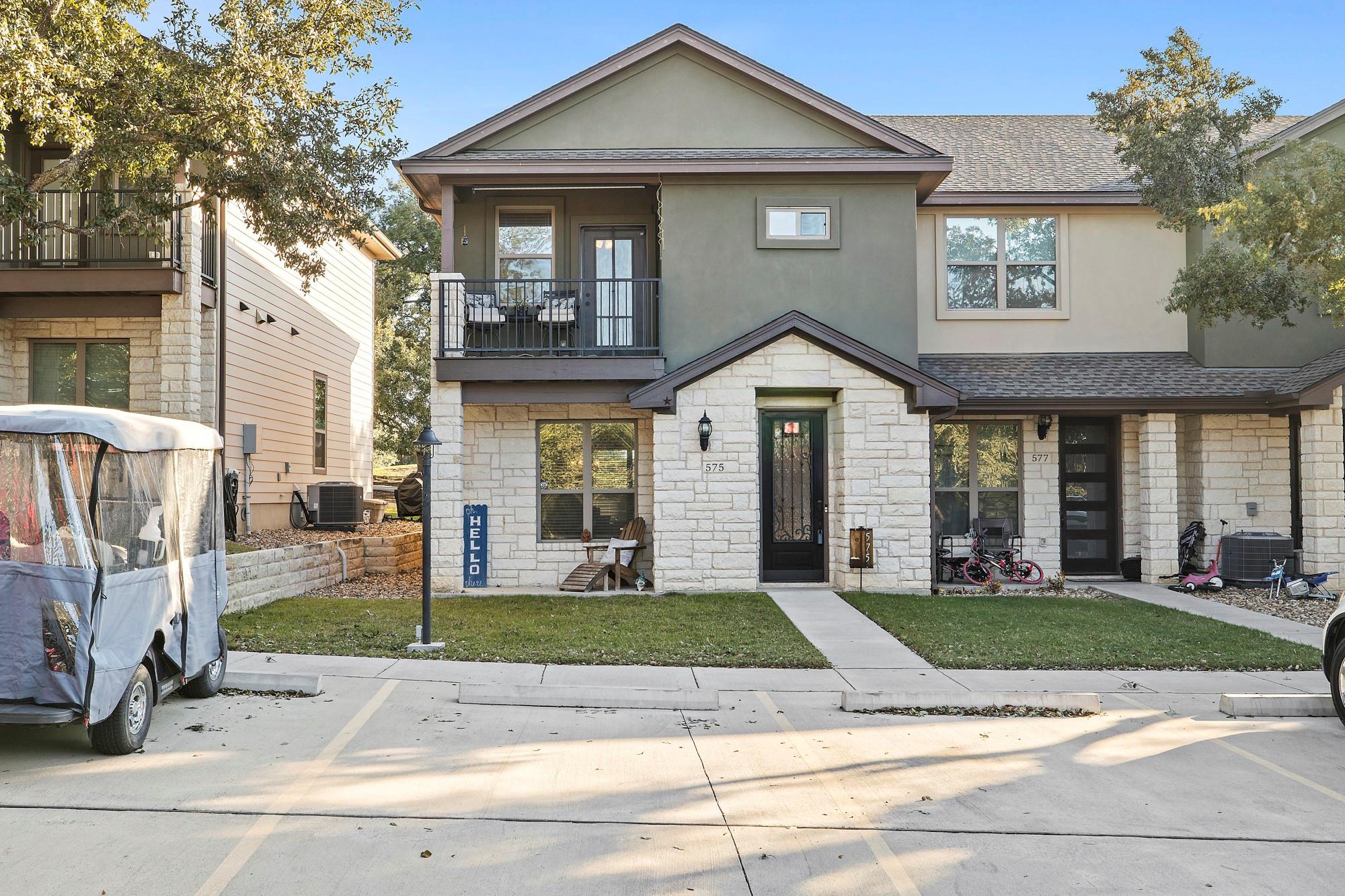 575 Demarett Dr, Point Venture, TX 78645