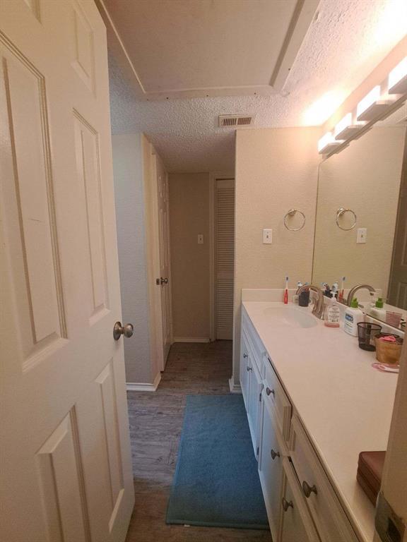 706 W 22nd St # 203, Austin, TX 78705