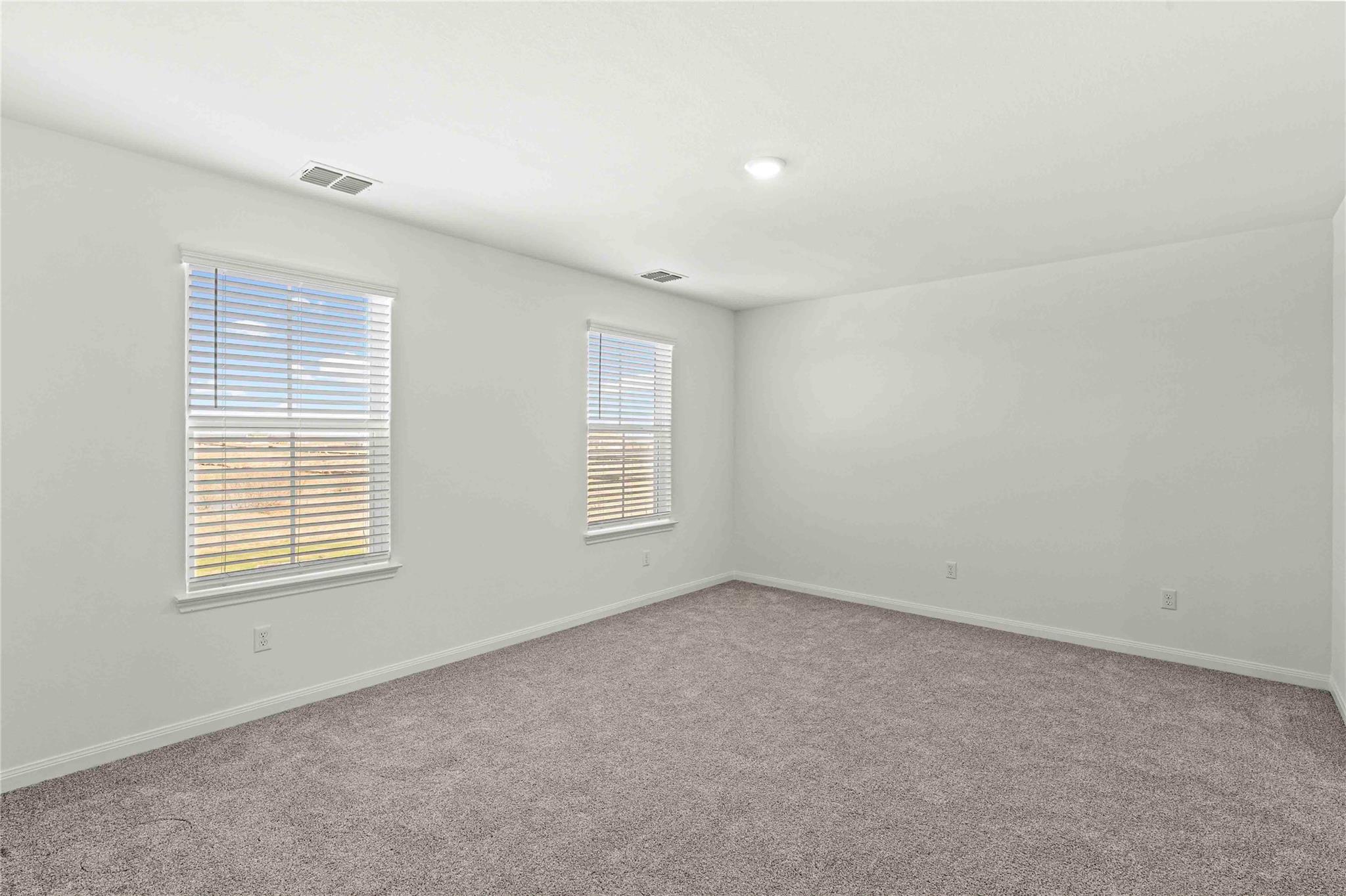 109 Desert Hare Dr, Jarrell, TX 76537