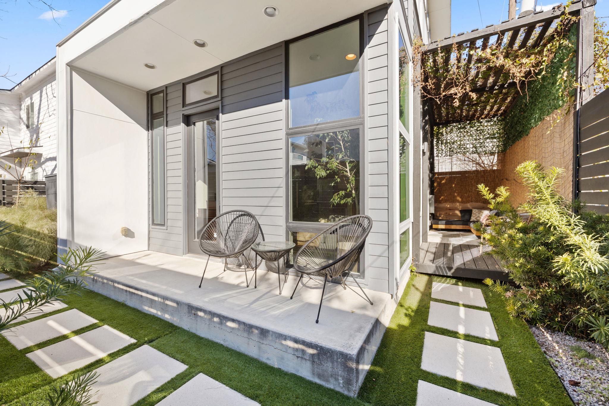 1904 E 17th St # B, Austin, TX 78702