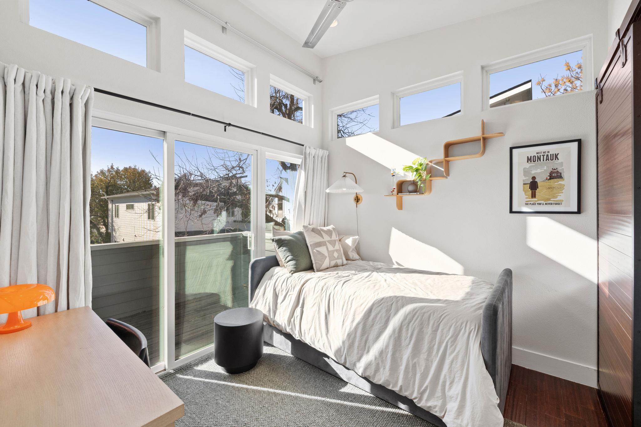 1904 E 17th St # B, Austin, TX 78702