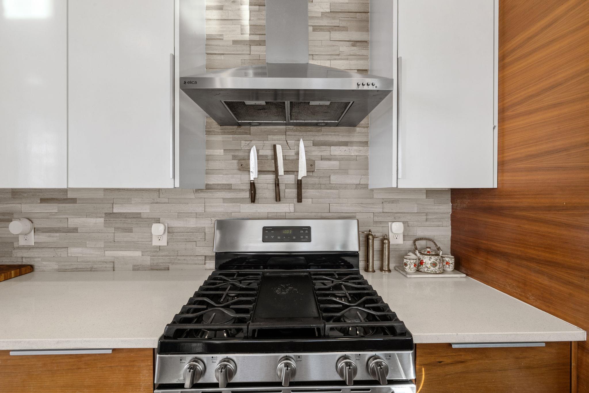 1904 E 17th St # B, Austin, TX 78702