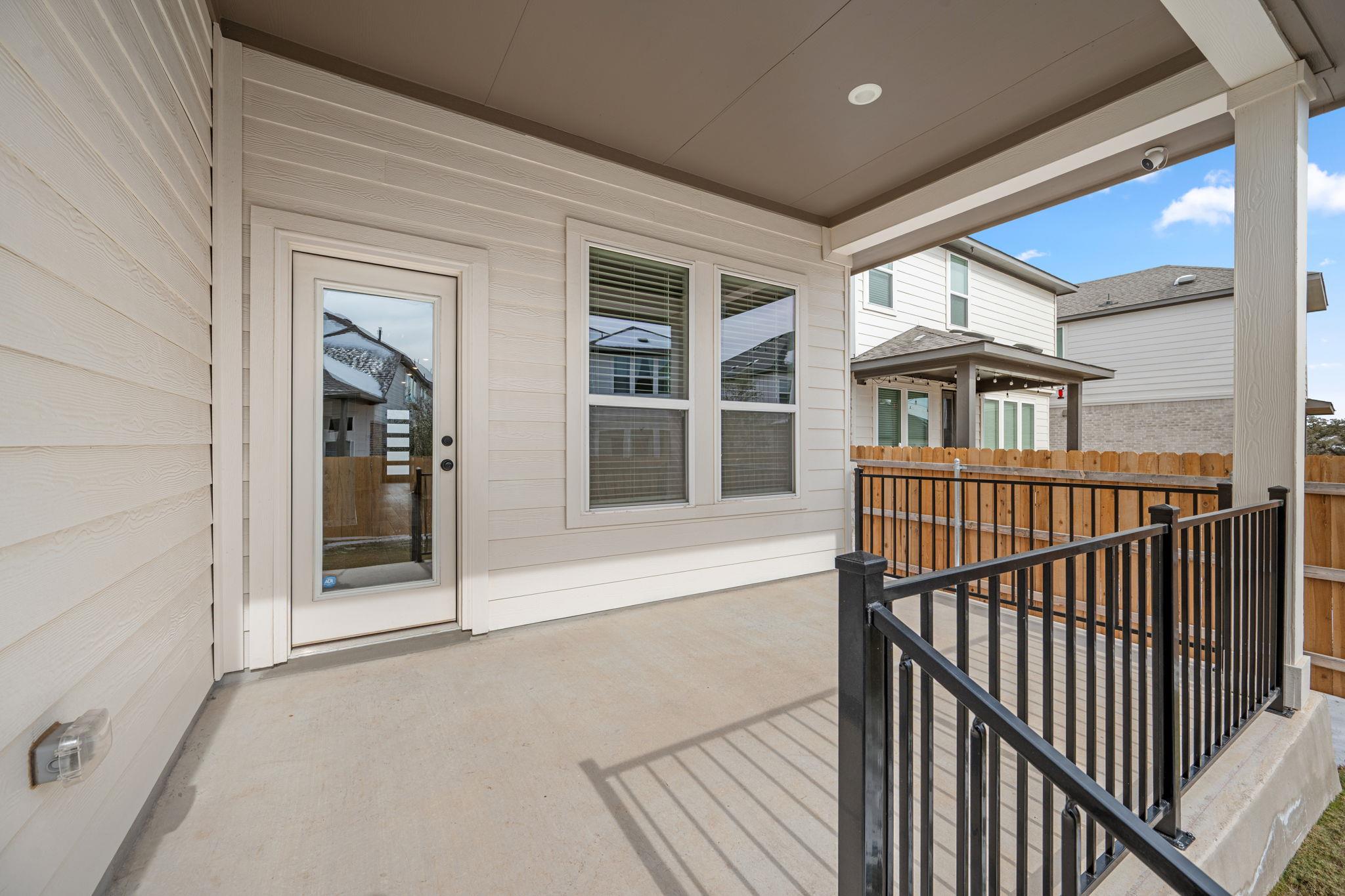 381 Darley Oak Dr, Dripping Springs, TX 78620