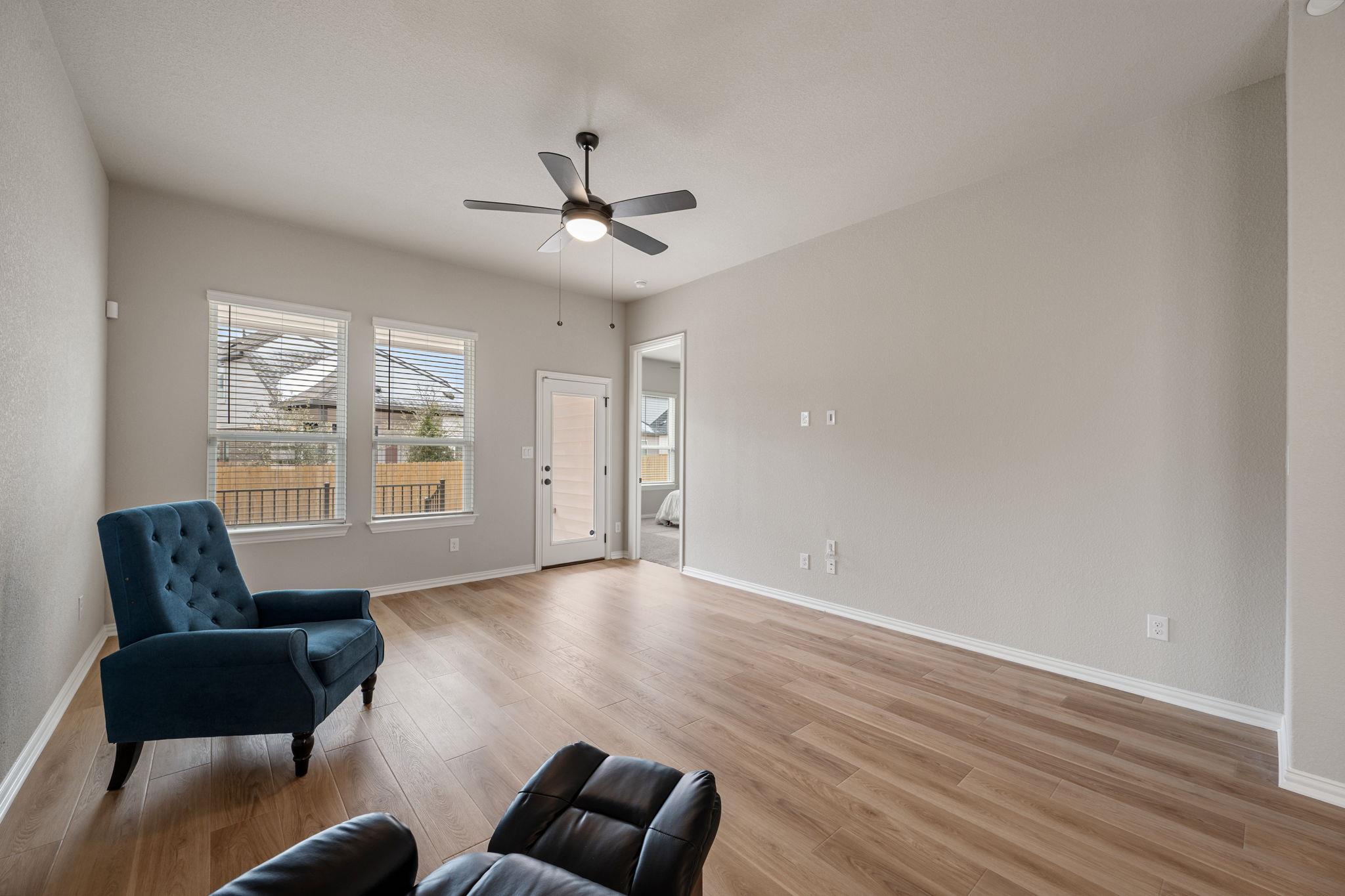 381 Darley Oak Dr, Dripping Springs, TX 78620