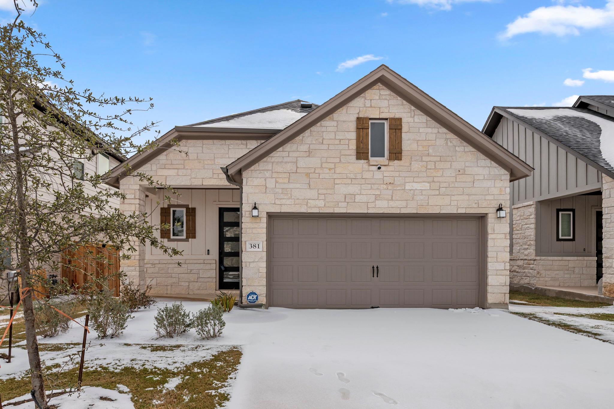 381 Darley Oak Dr, Dripping Springs, TX 78620