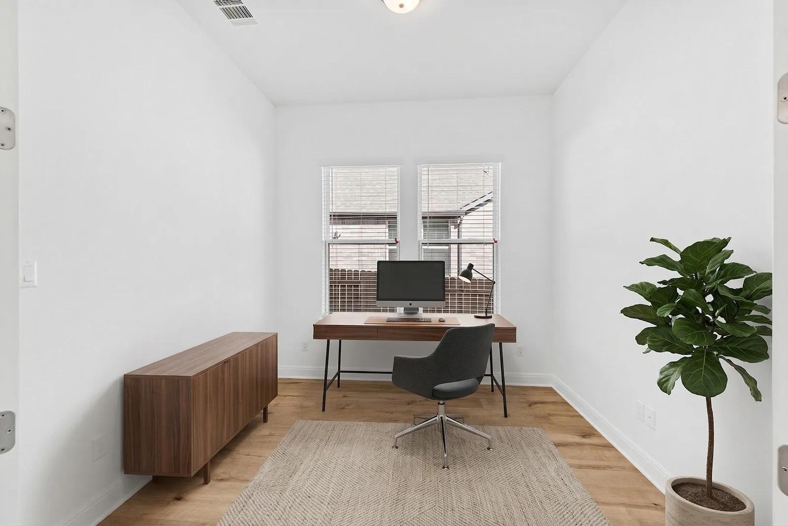 120 Silverbell Ln, Bastrop, TX 78602