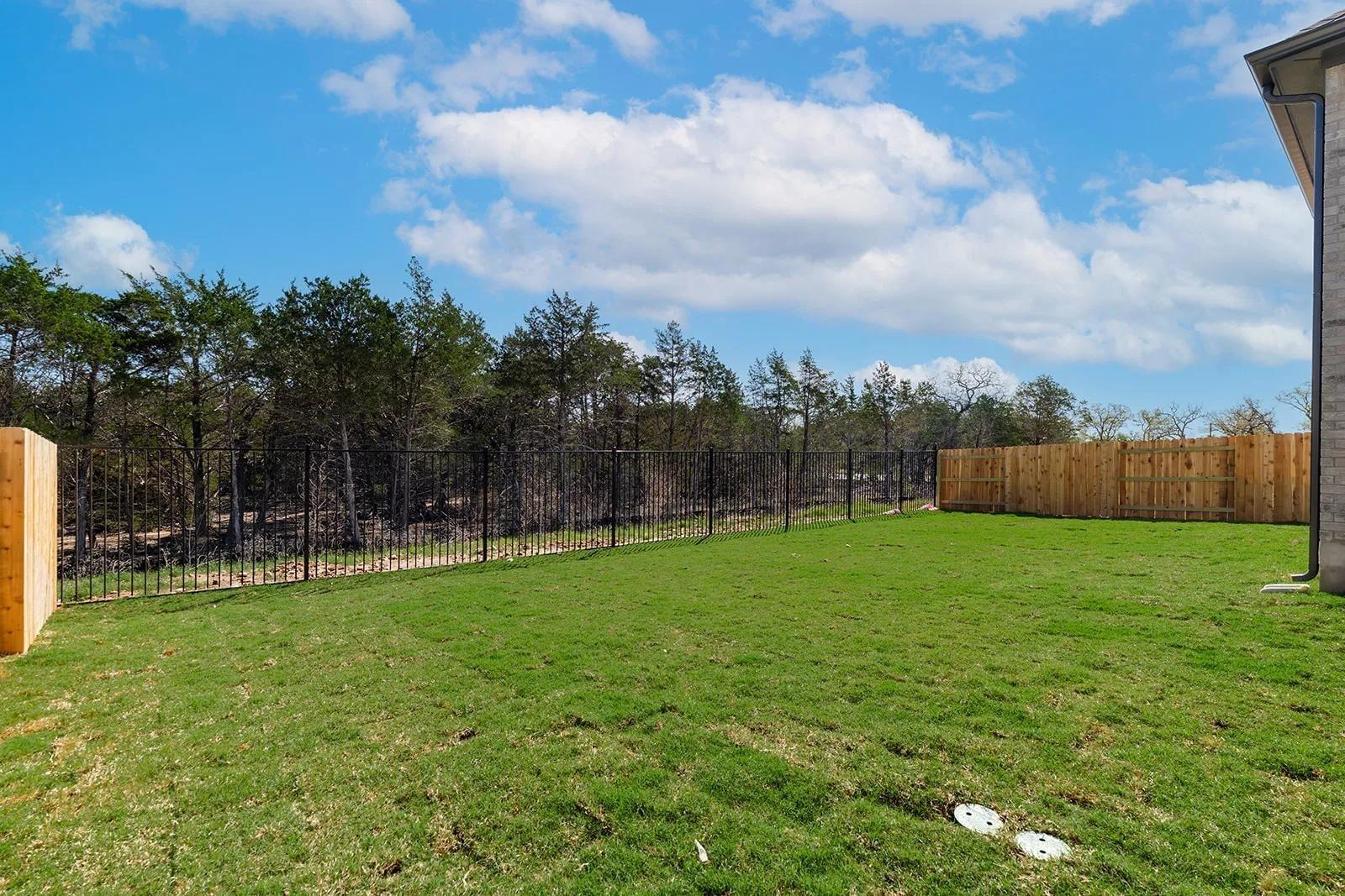 120 Silverbell Ln, Bastrop, TX 78602