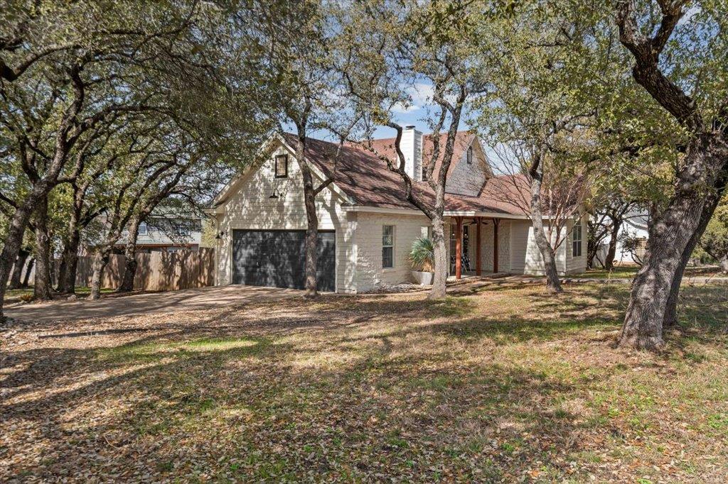 22000 Moffat Dr, Spicewood, TX 78669