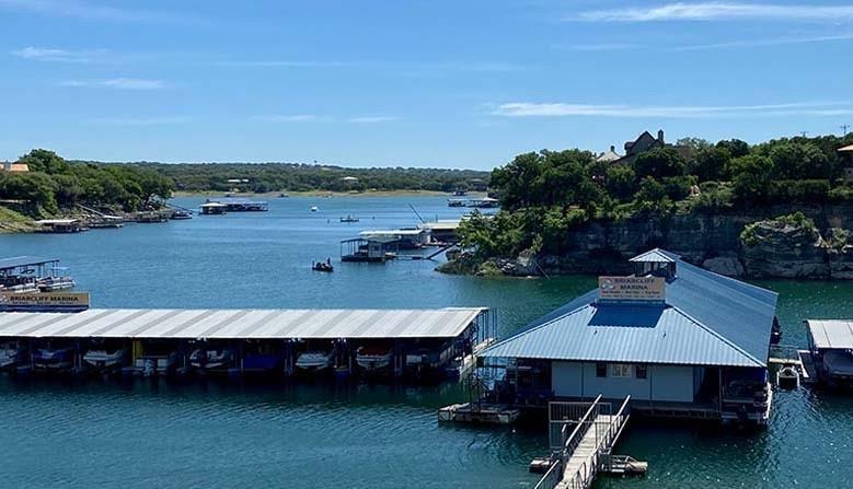 22000 Moffat Dr, Spicewood, TX 78669