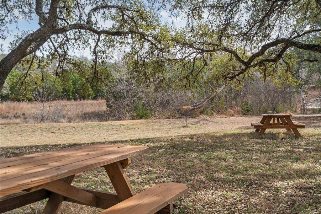 22000 Moffat Dr, Spicewood, TX 78669