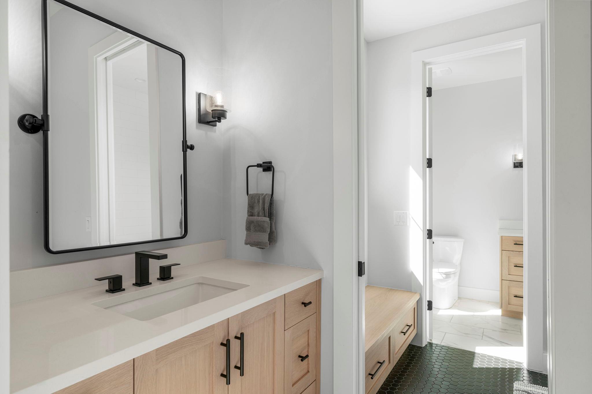 243 Emerald Point Cv, Driftwood, TX 78619