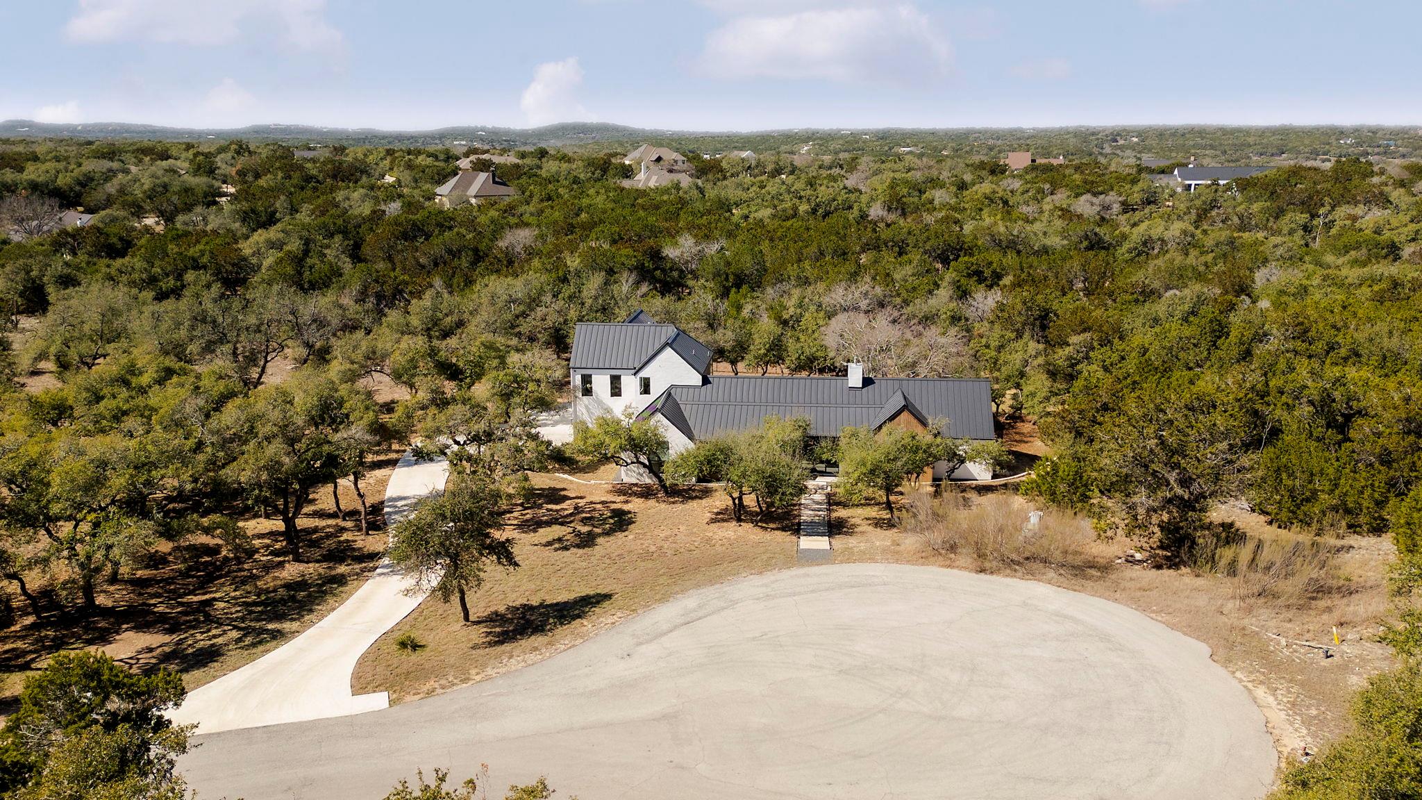 243 Emerald Point Cv, Driftwood, TX 78619