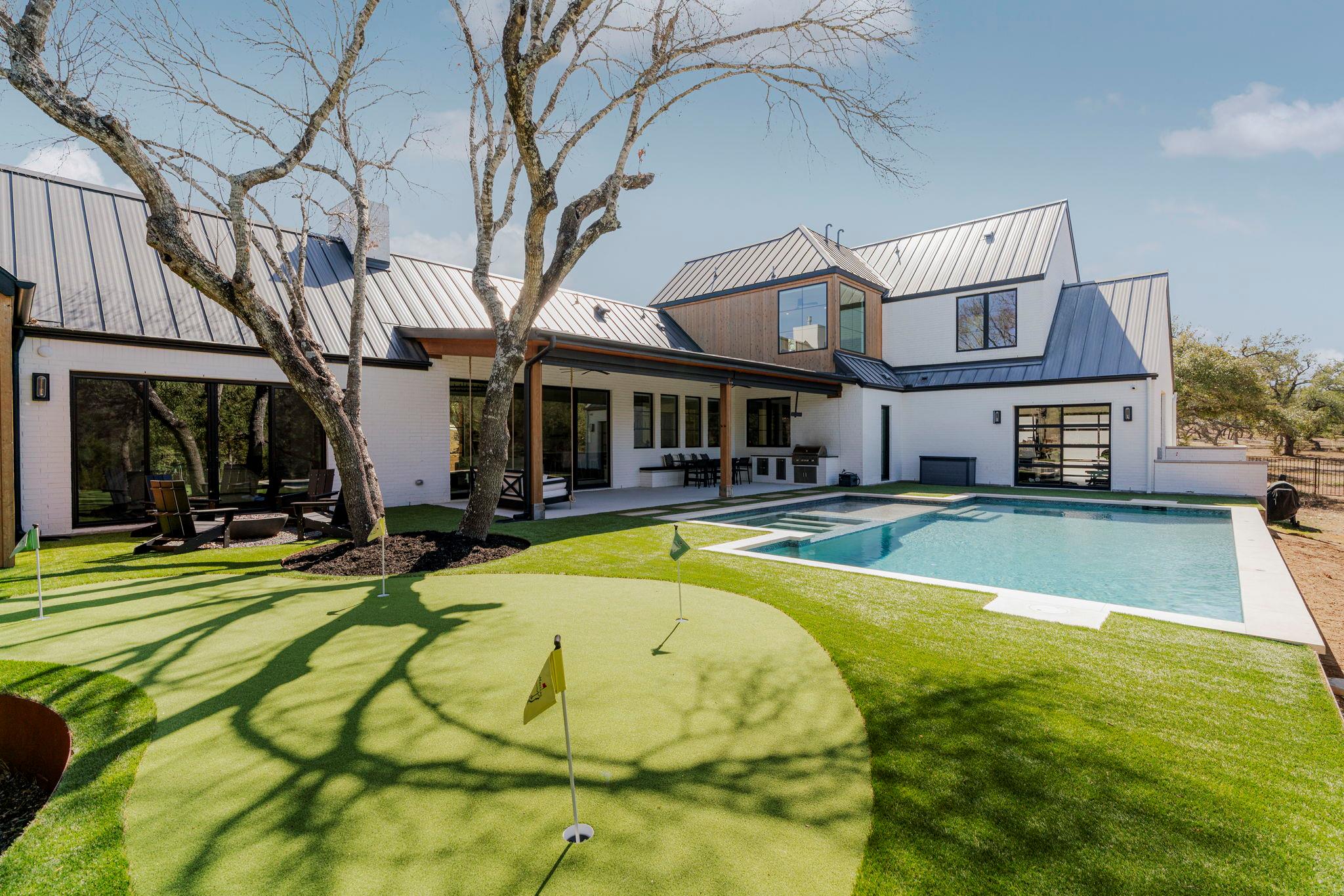 243 Emerald Point Cv, Driftwood, TX 78619