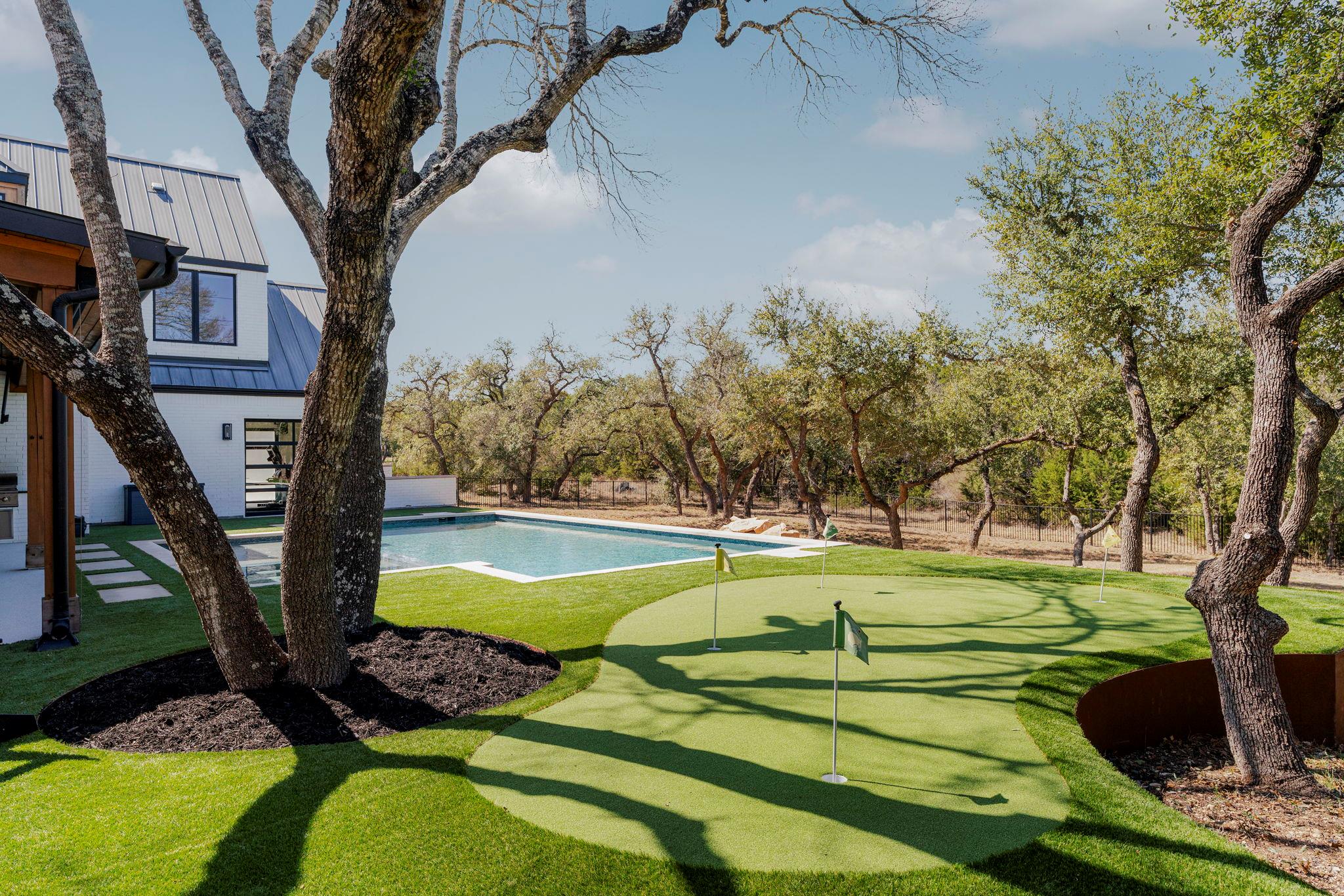 243 Emerald Point Cv, Driftwood, TX 78619