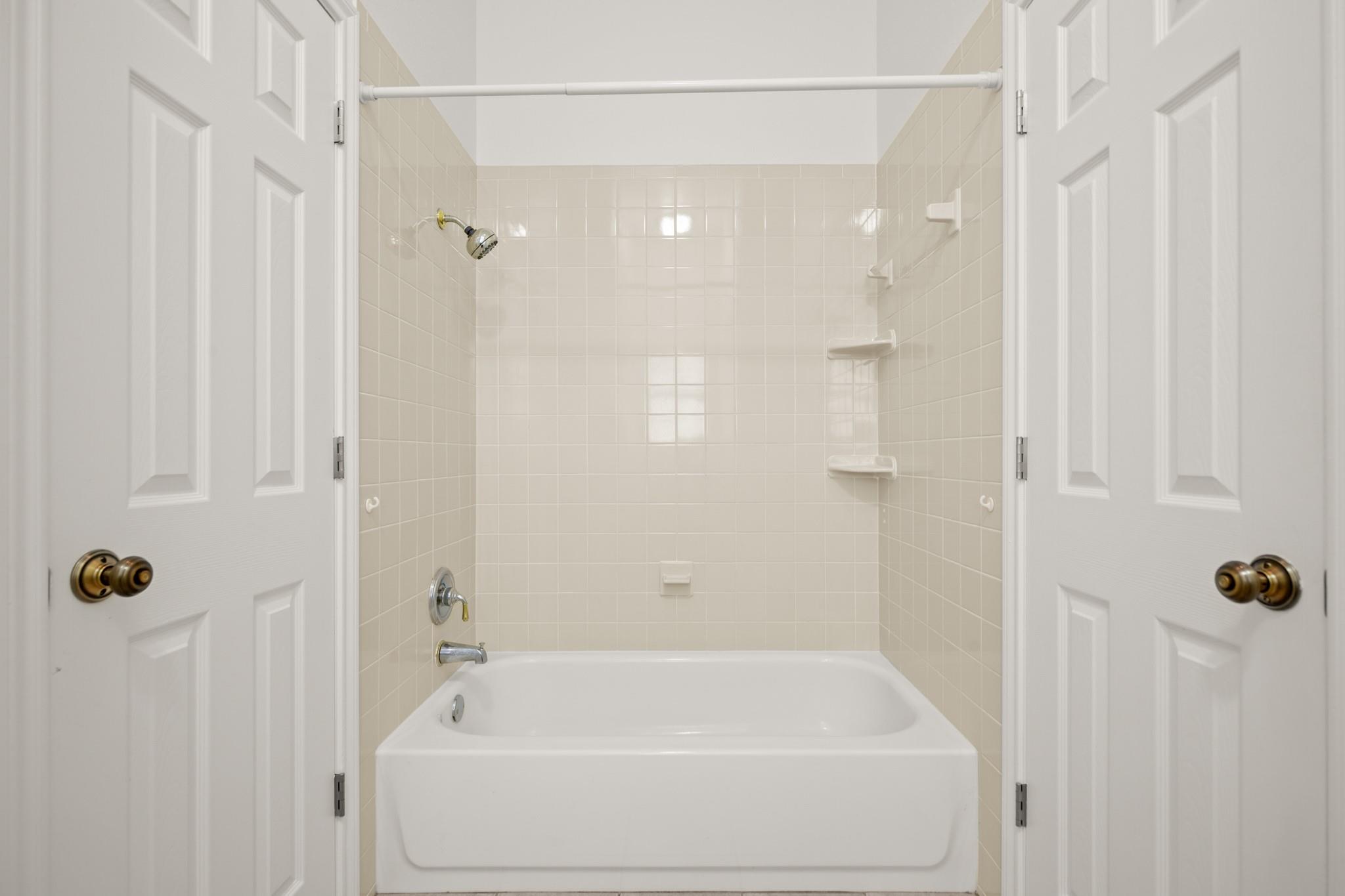 2110 County Road 285, Liberty Hill, TX 78642