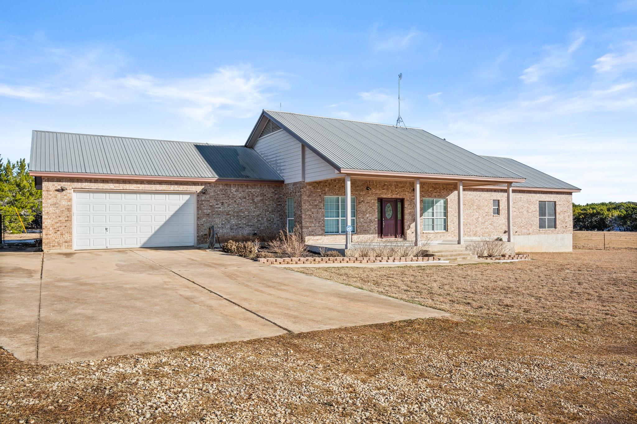 2110 County Road 285, Liberty Hill, TX 78642