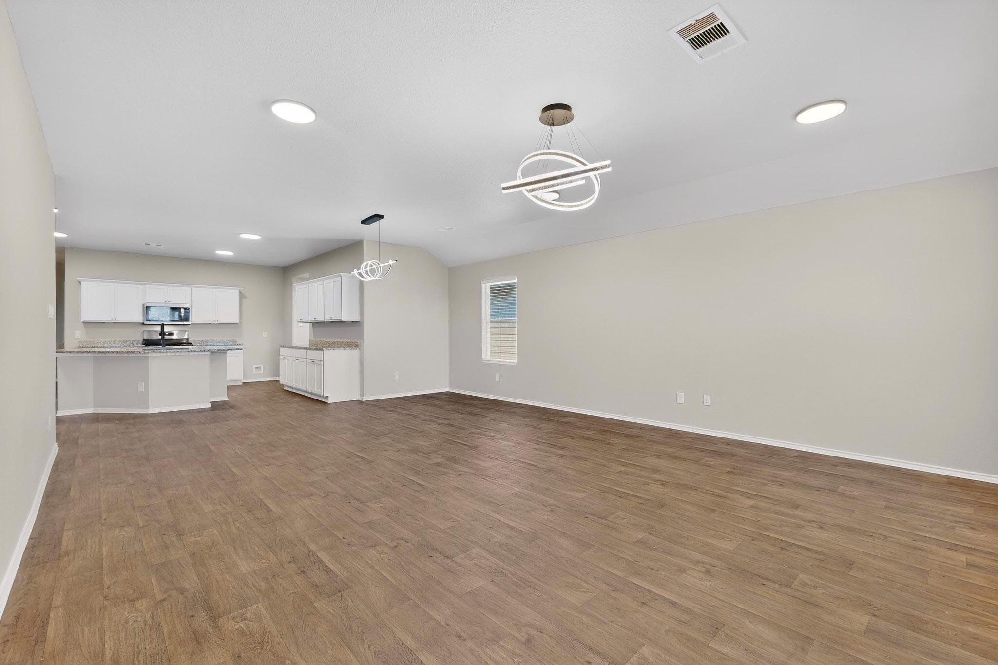 218 Sickle Loop, Kyle, TX 78640