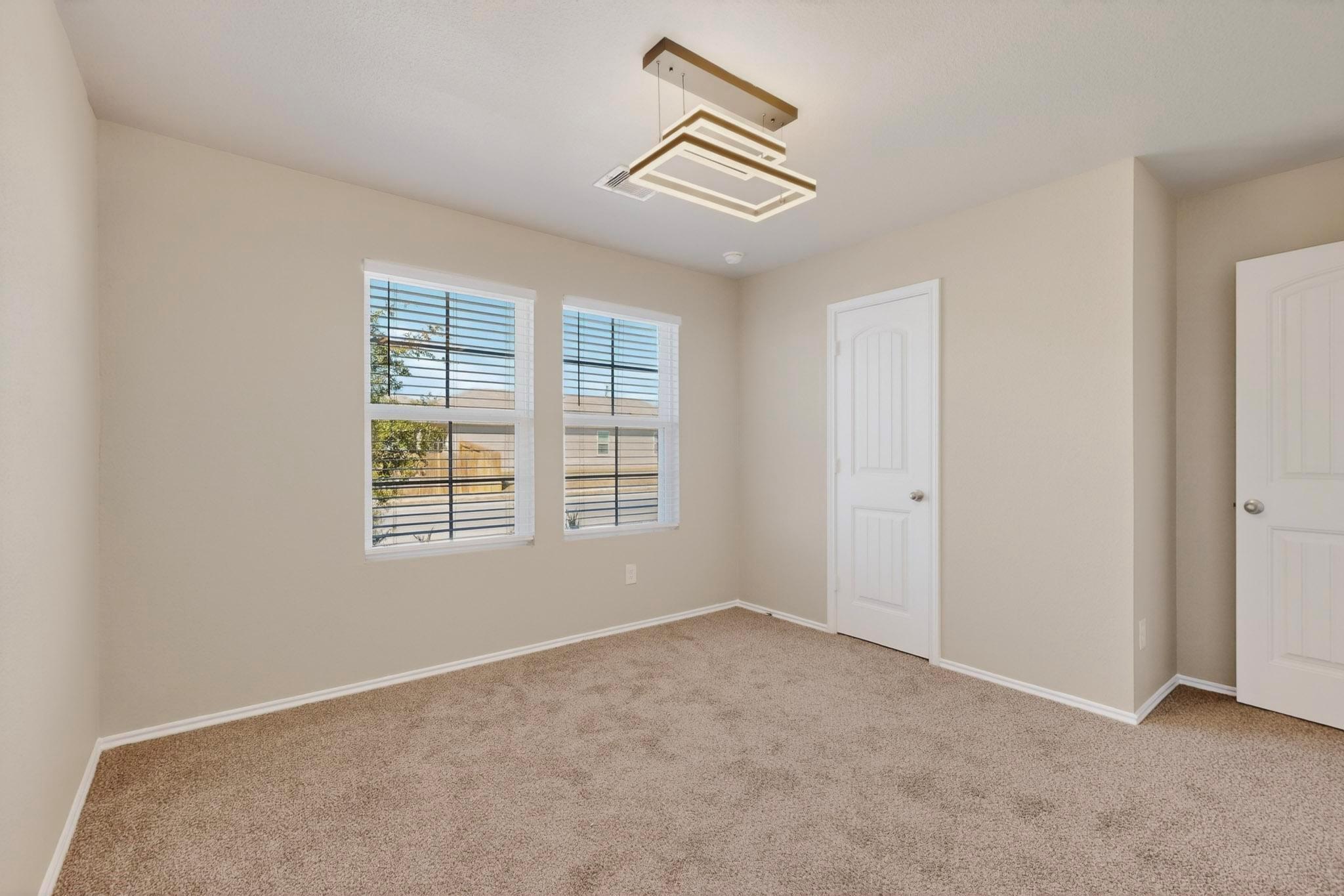 218 Sickle Loop, Kyle, TX 78640