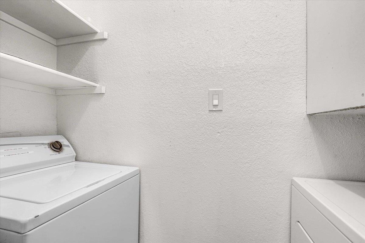 807 W 25th St # 307, Austin, TX 78705