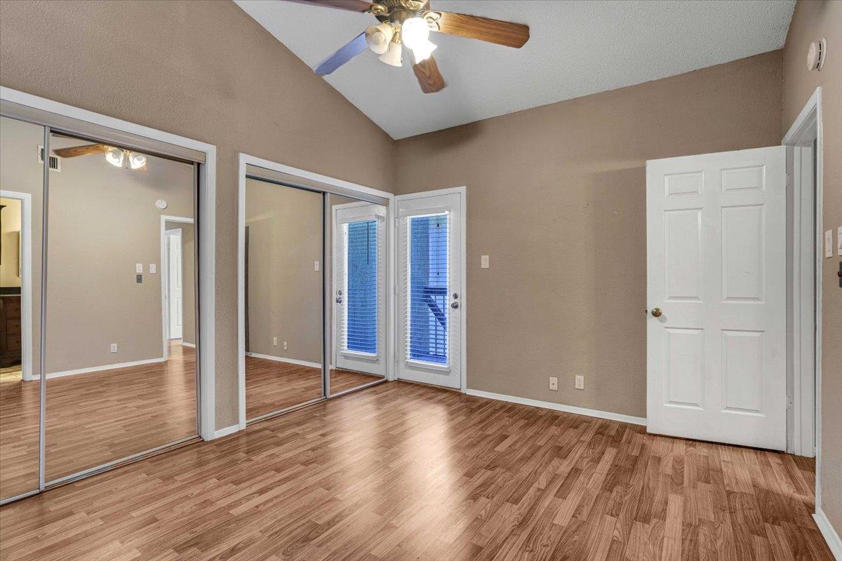 807 W 25th St # 307, Austin, TX 78705