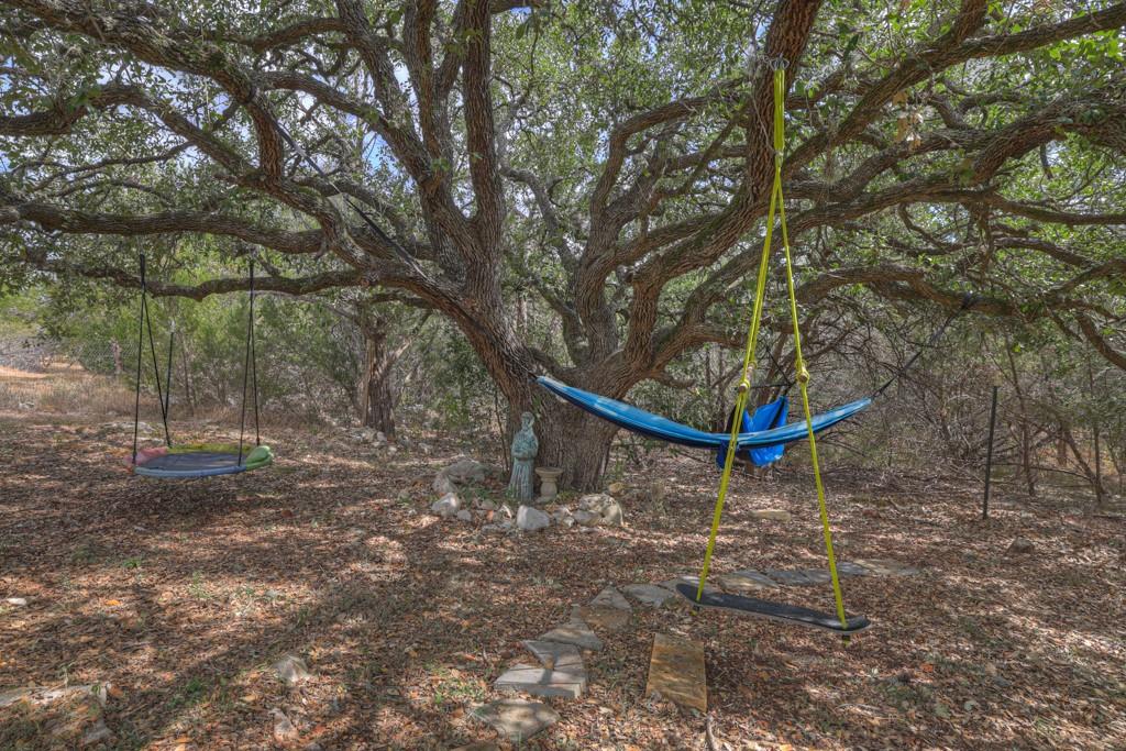 859 Morningwood Dr, San Marcos, TX 78666