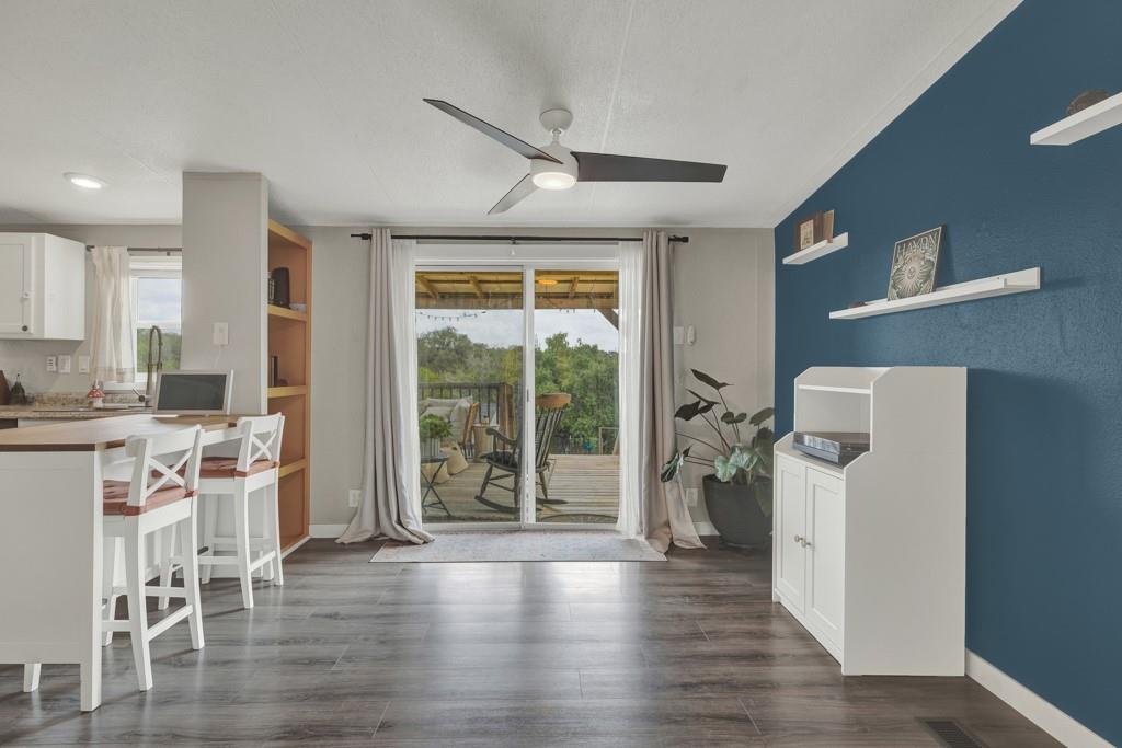 859 Morningwood Dr, San Marcos, TX 78666