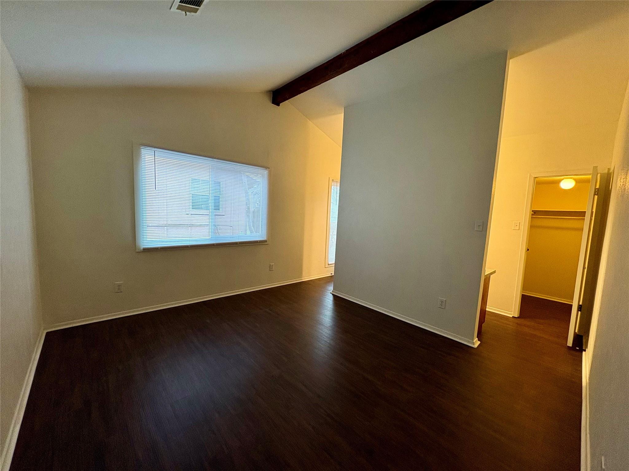 6200 Woodhue Dr, Austin, TX 78745