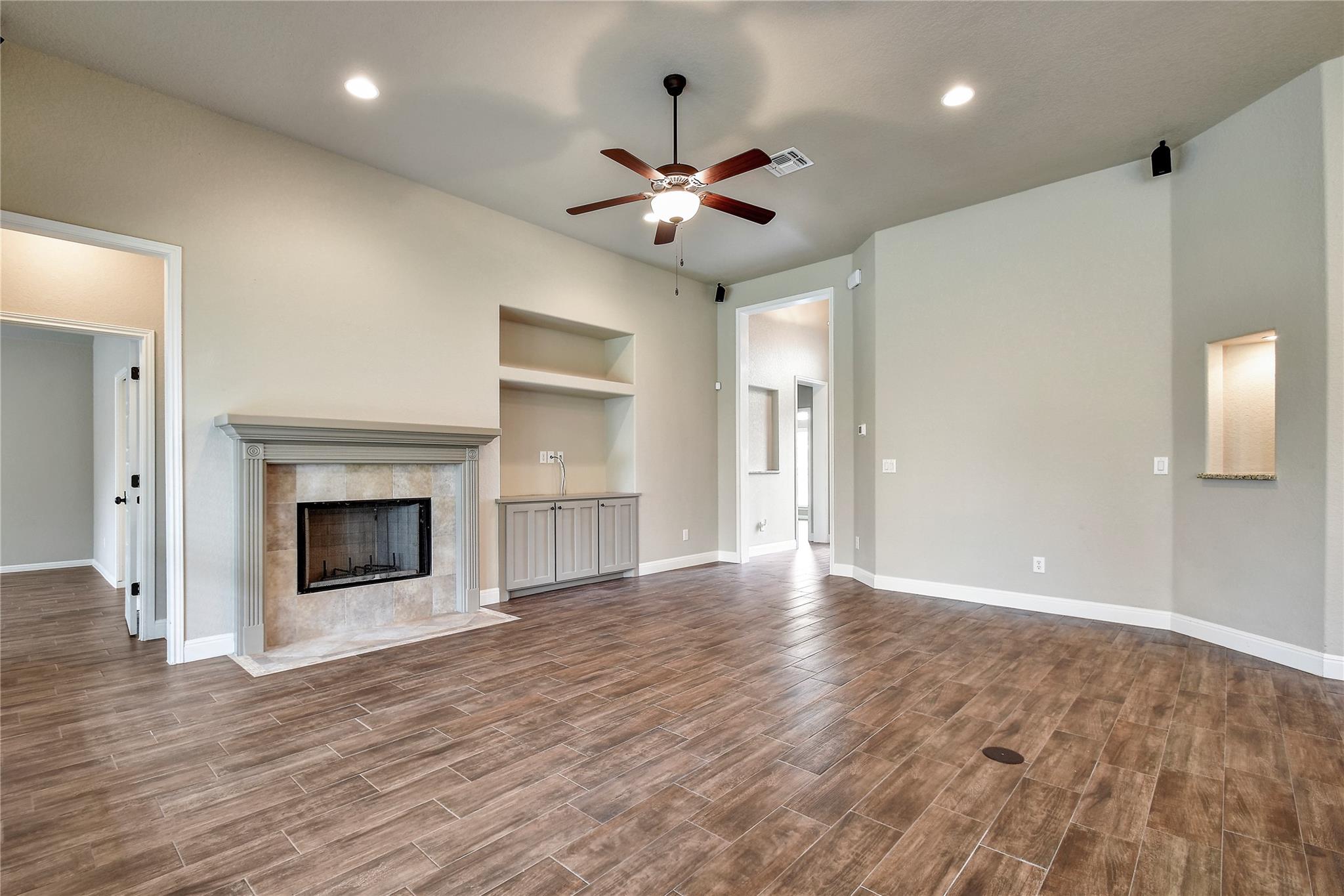 2281 Sungate Dr, New Braunfels, TX 78130