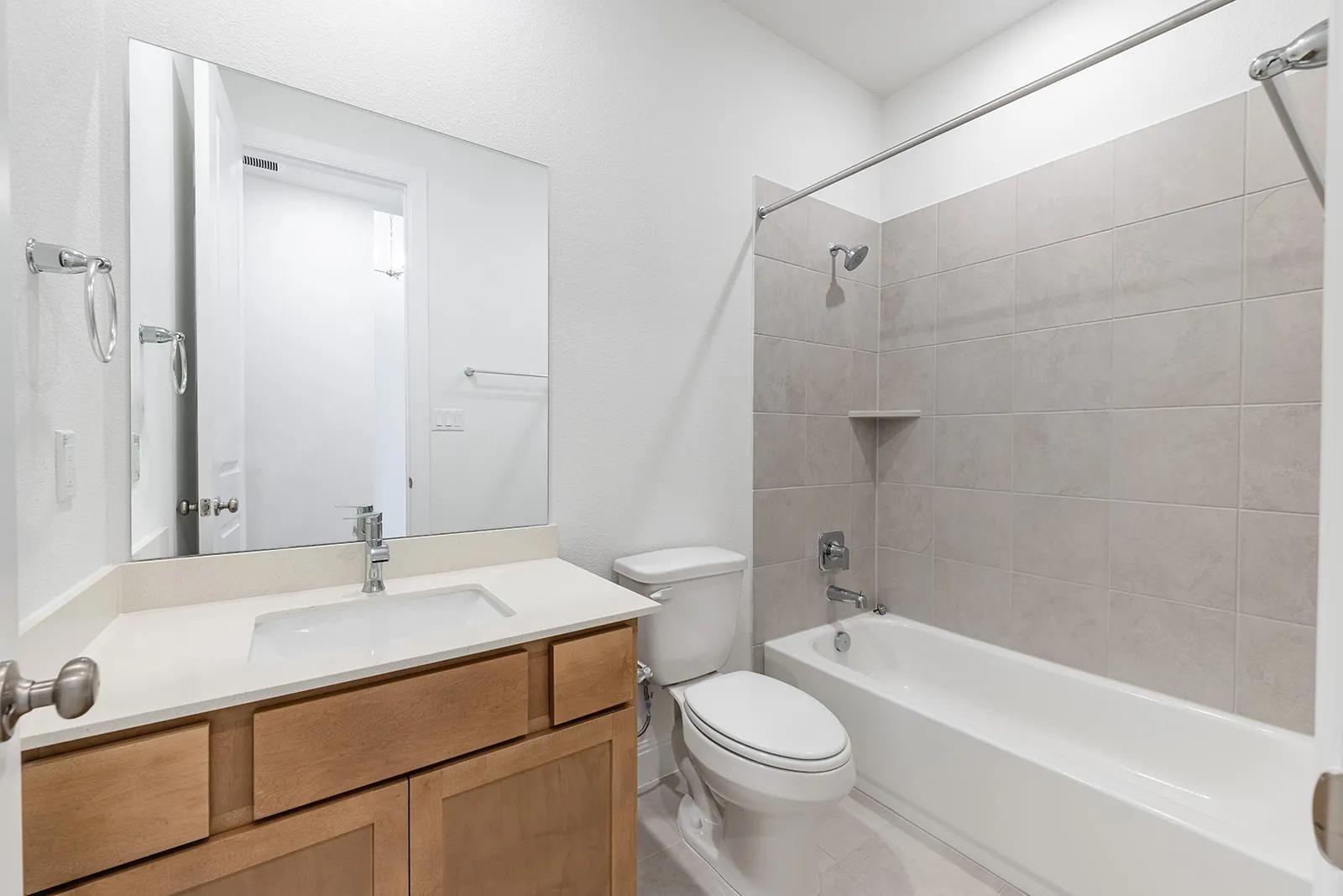 210 Silverbell Ln, Bastrop, TX 78602