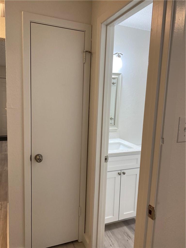 2305 Cedrick Cv # D, Austin, TX 78748