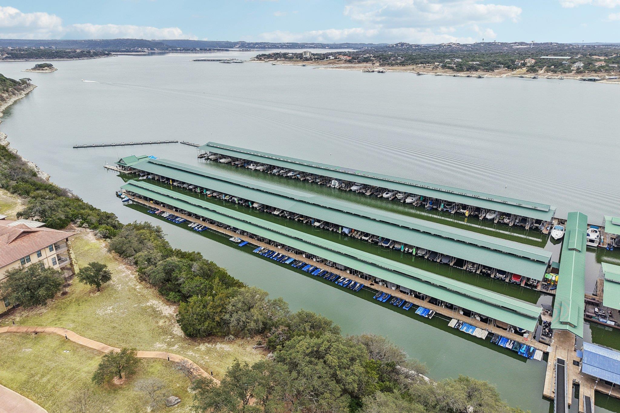 17507 Navigation Ln, Lago Vista, TX 78645