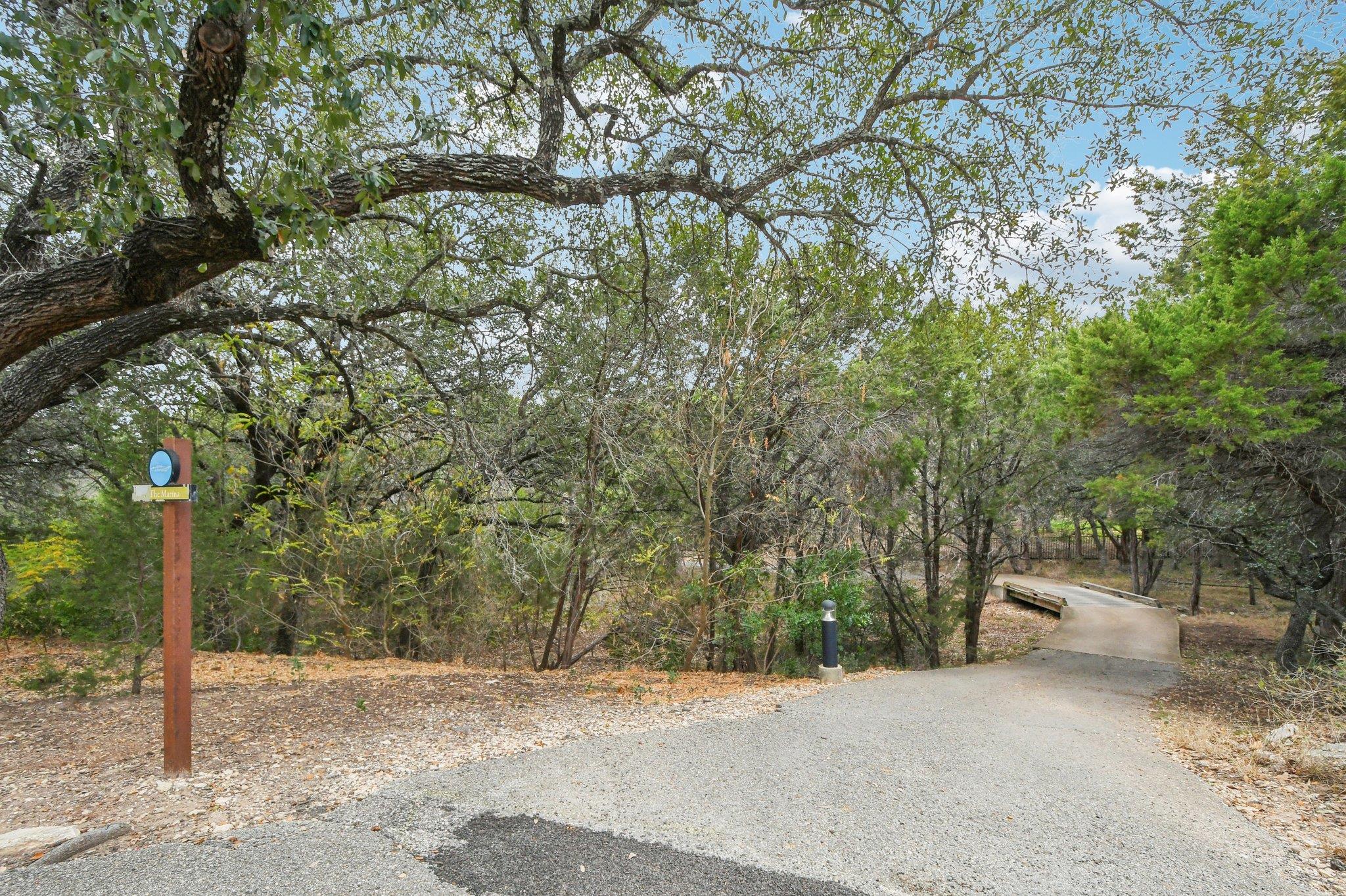 17507 Navigation Ln, Lago Vista, TX 78645