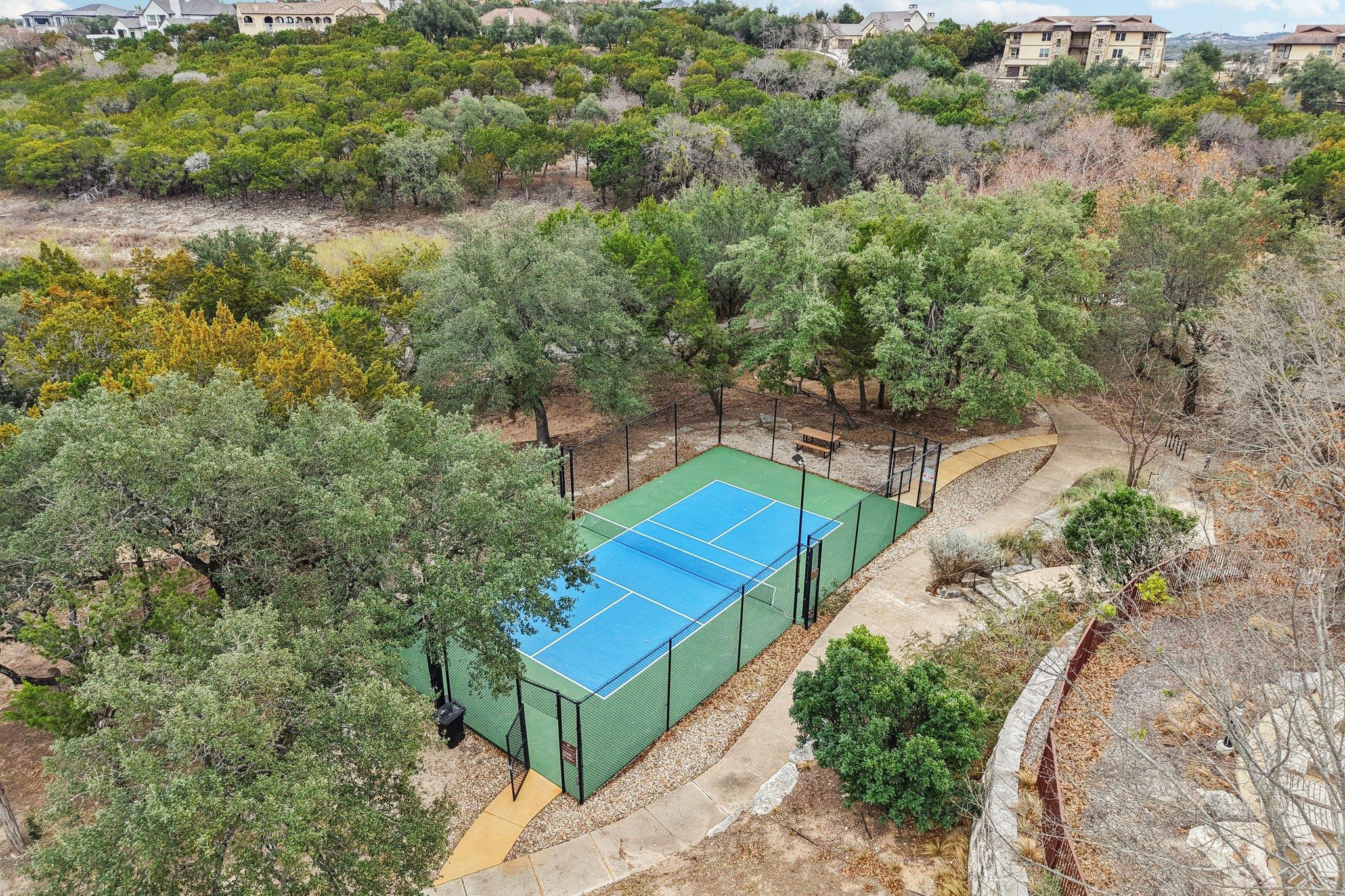 17507 Navigation Ln, Lago Vista, TX 78645