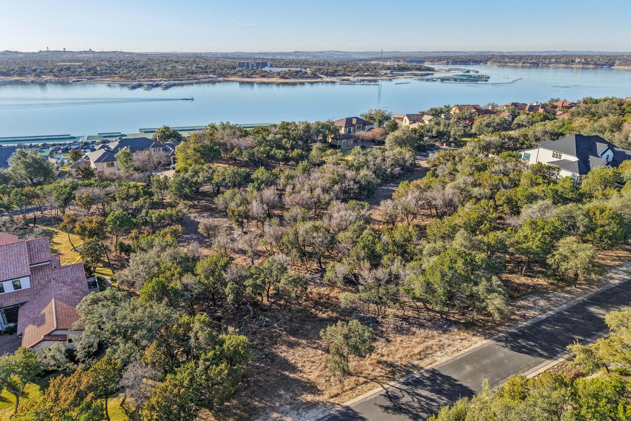 17507 Navigation Ln, Lago Vista, TX 78645