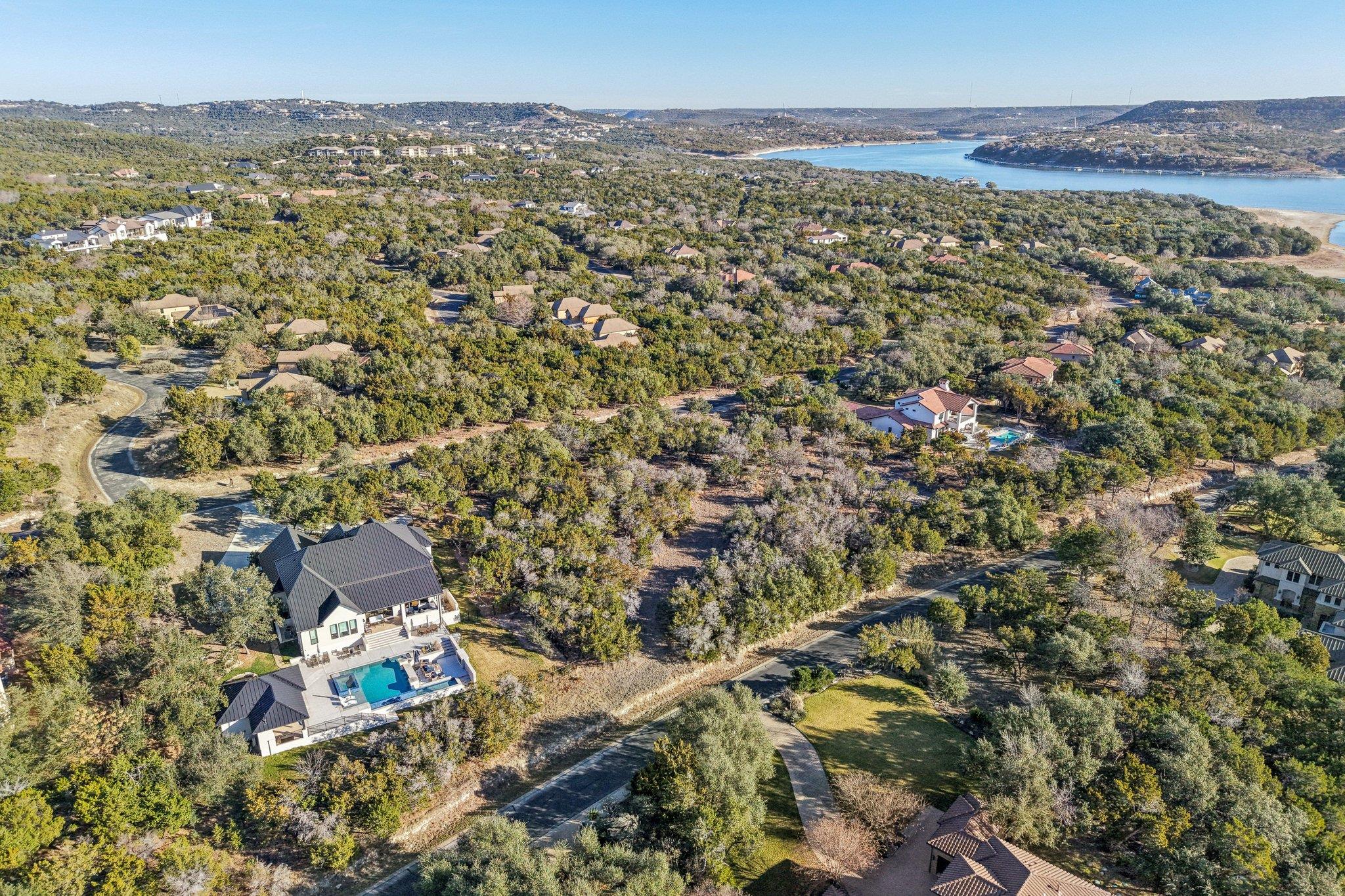 17507 Navigation Ln, Lago Vista, TX 78645