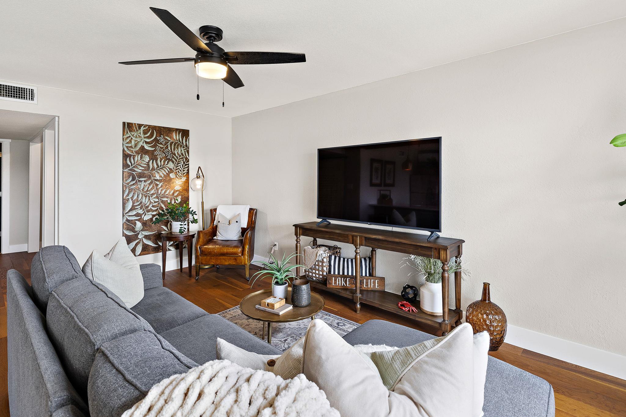 305 Venture Blvd S, Lago Vista, TX 78645