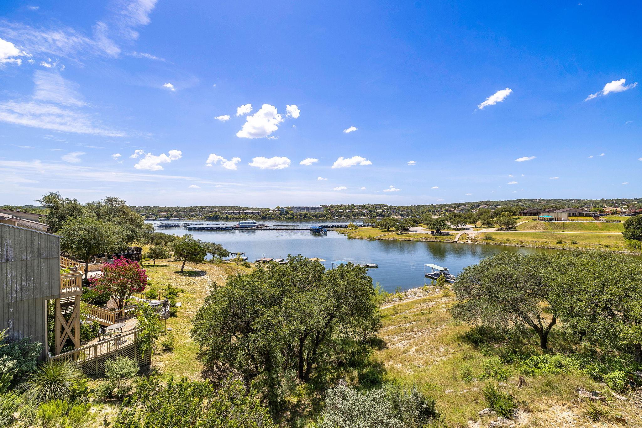 305 Venture Blvd S, Lago Vista, TX 78645