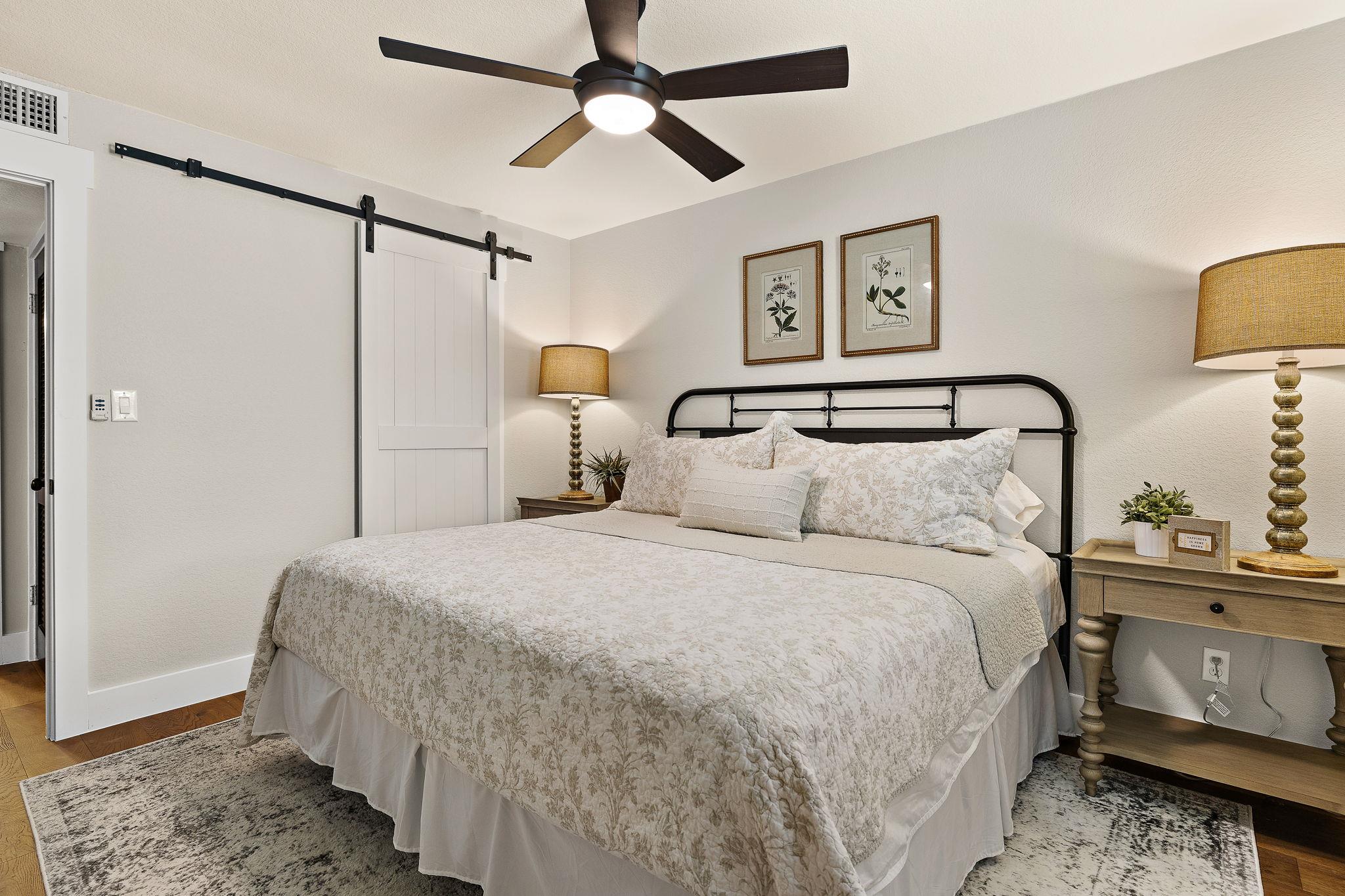 305 Venture Blvd S, Lago Vista, TX 78645