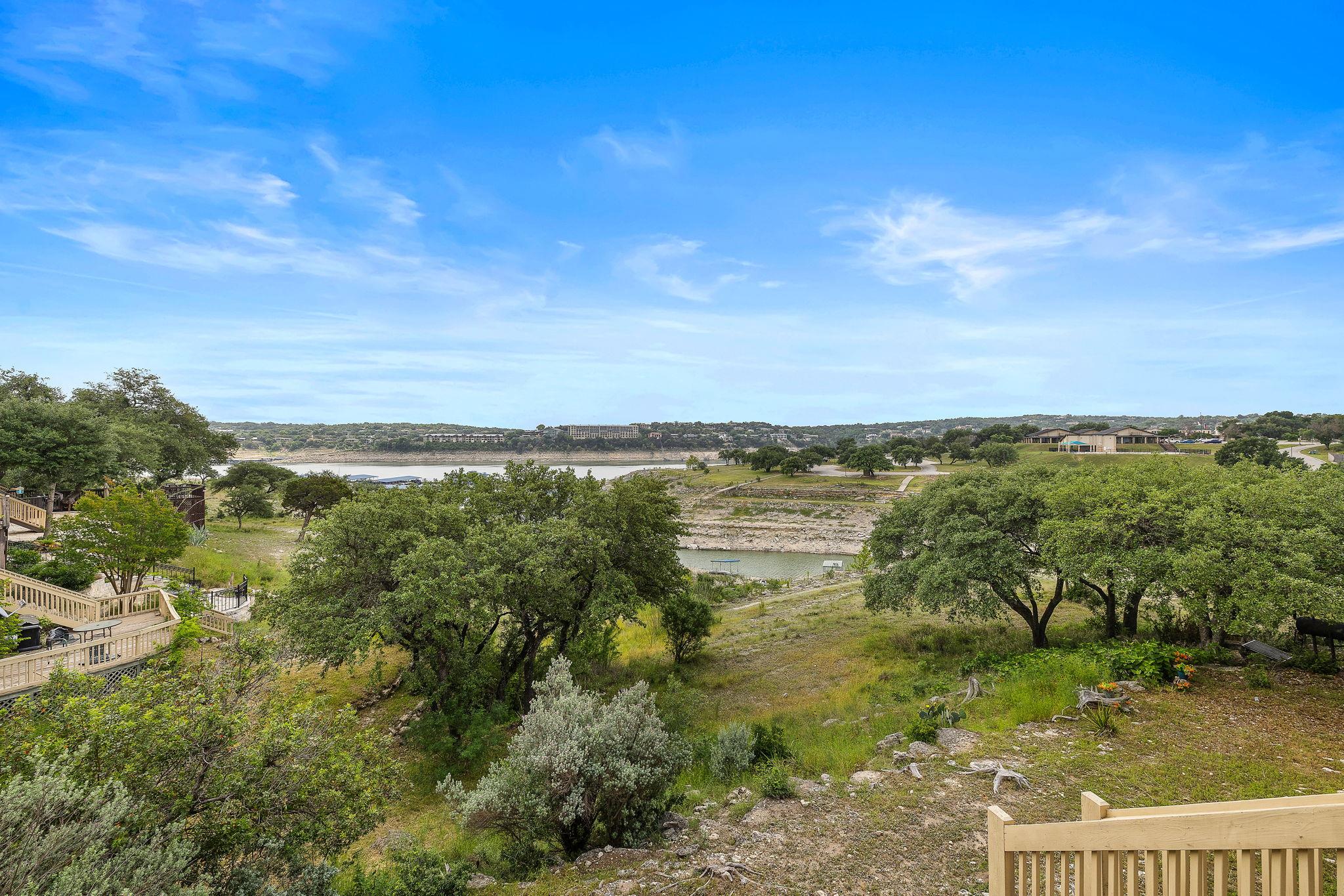 305 Venture Blvd S, Lago Vista, TX 78645