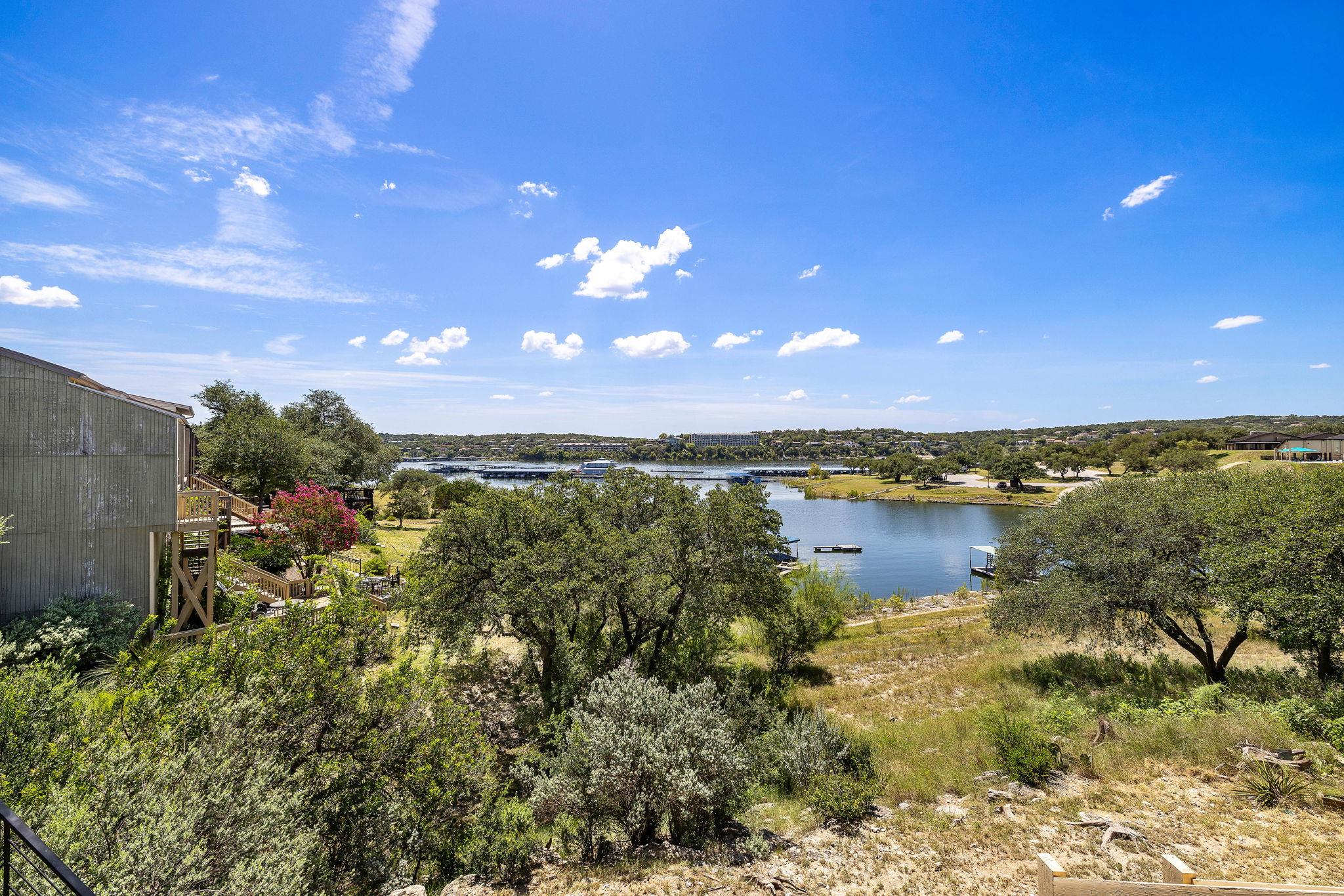 305 Venture Blvd S, Lago Vista, TX 78645