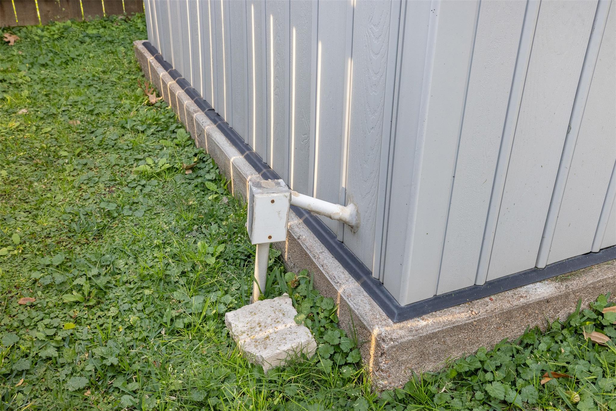 813 Woodson Drive, Caldwell, TX 77836