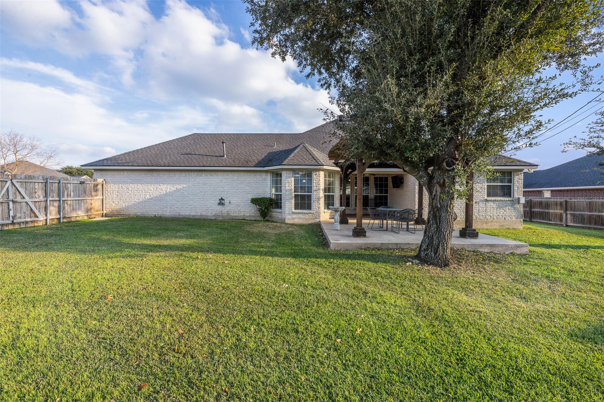 813 Woodson Drive, Caldwell, TX 77836