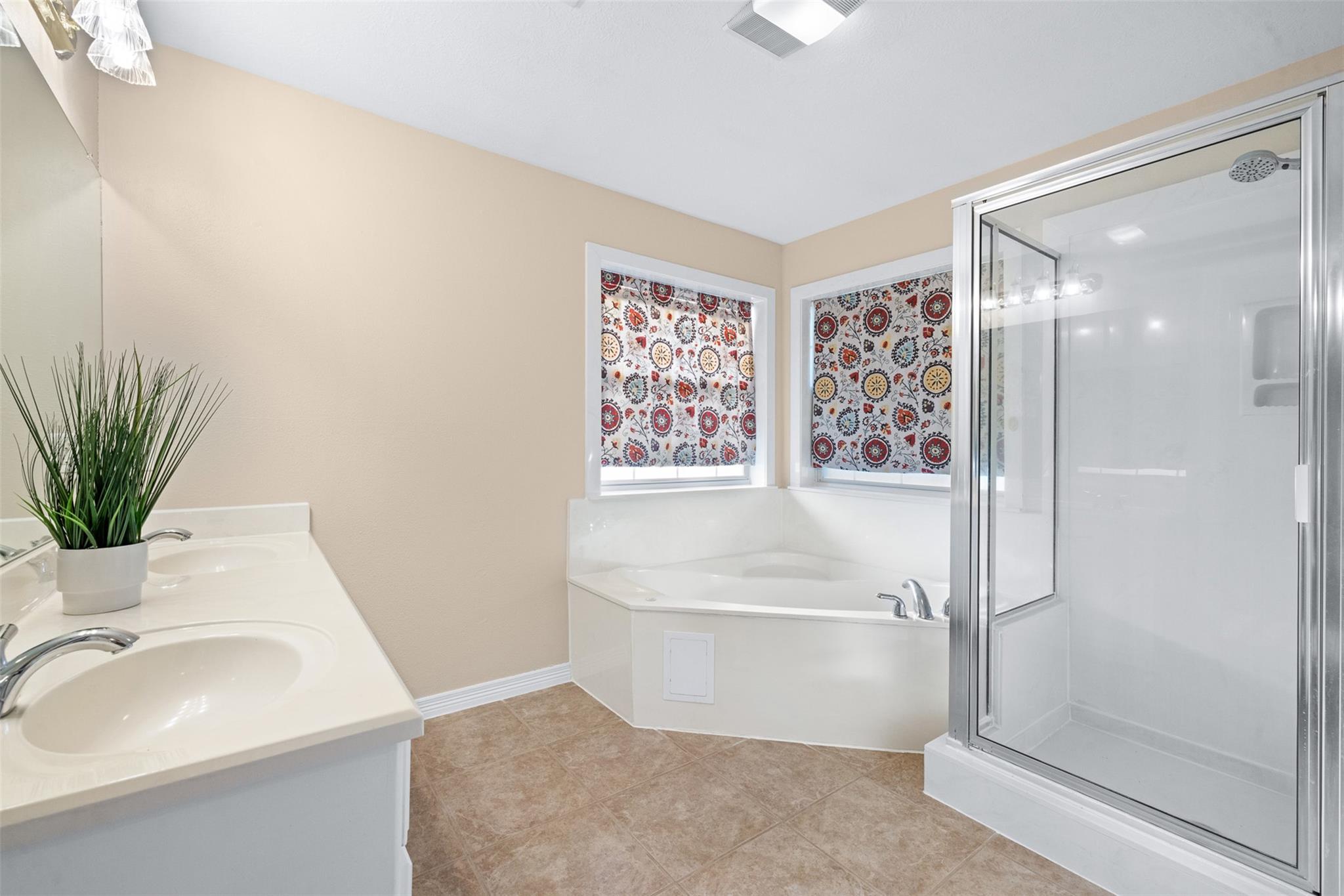 813 Woodson Drive, Caldwell, TX 77836