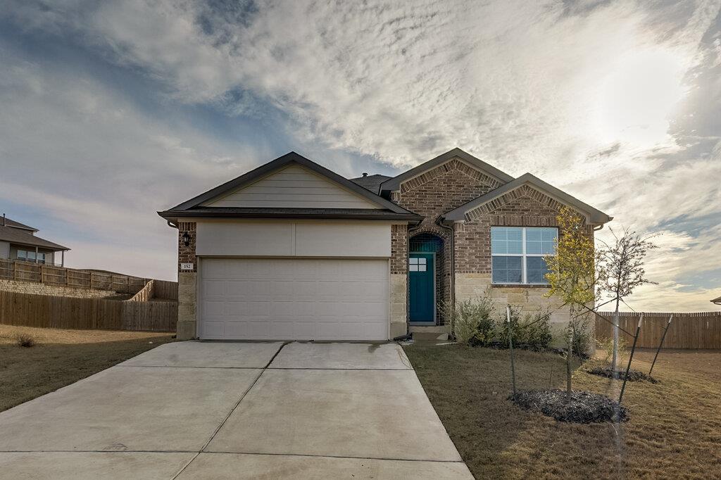 152 Docile Loop, San Marcos, TX 78666