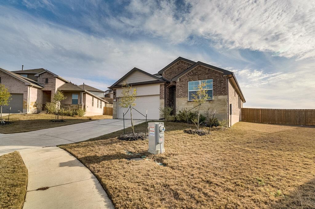 152 Docile Loop, San Marcos, TX 78666