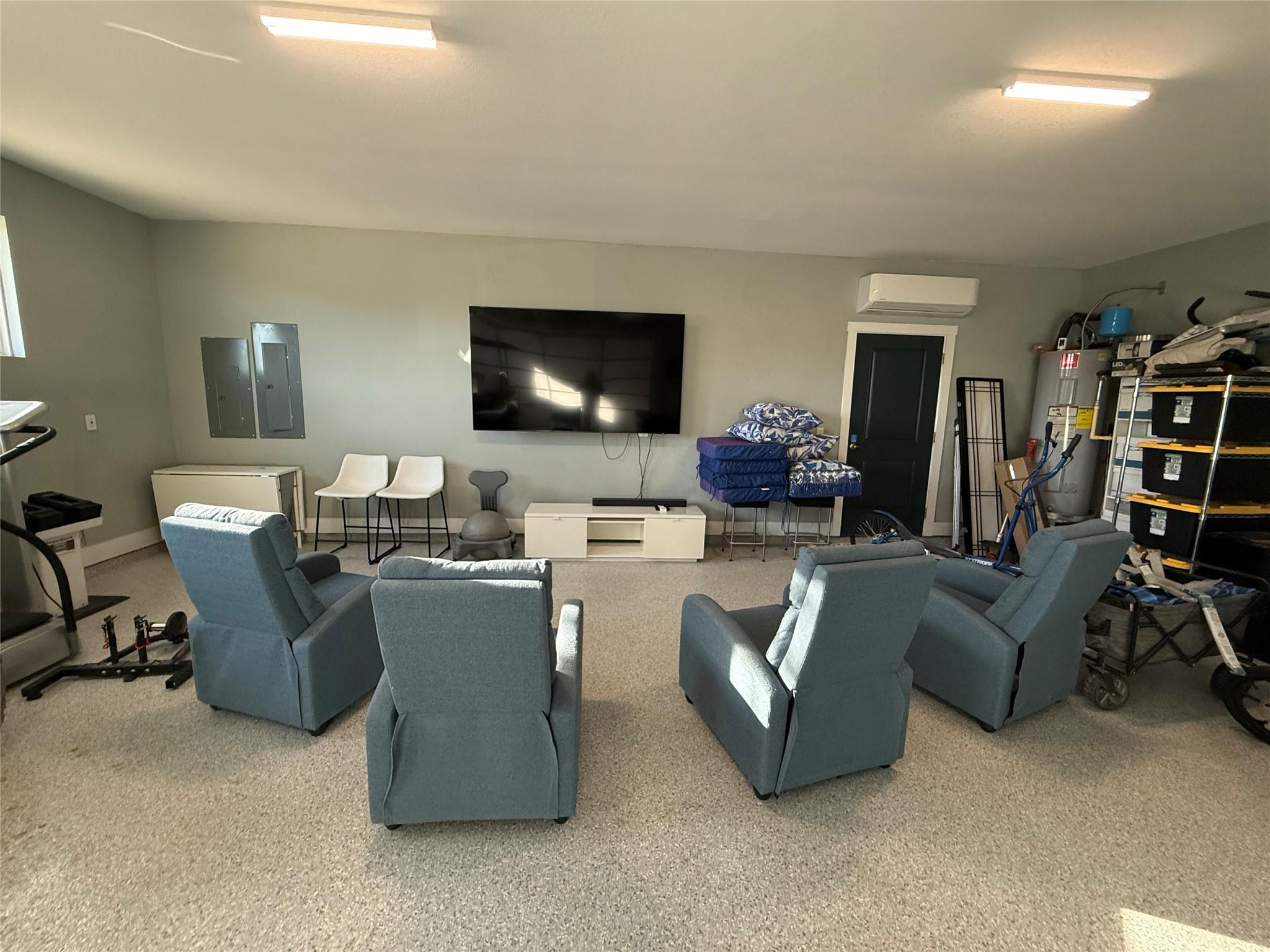 410 Summit Ridge Dr N, Point Venture, TX 78645